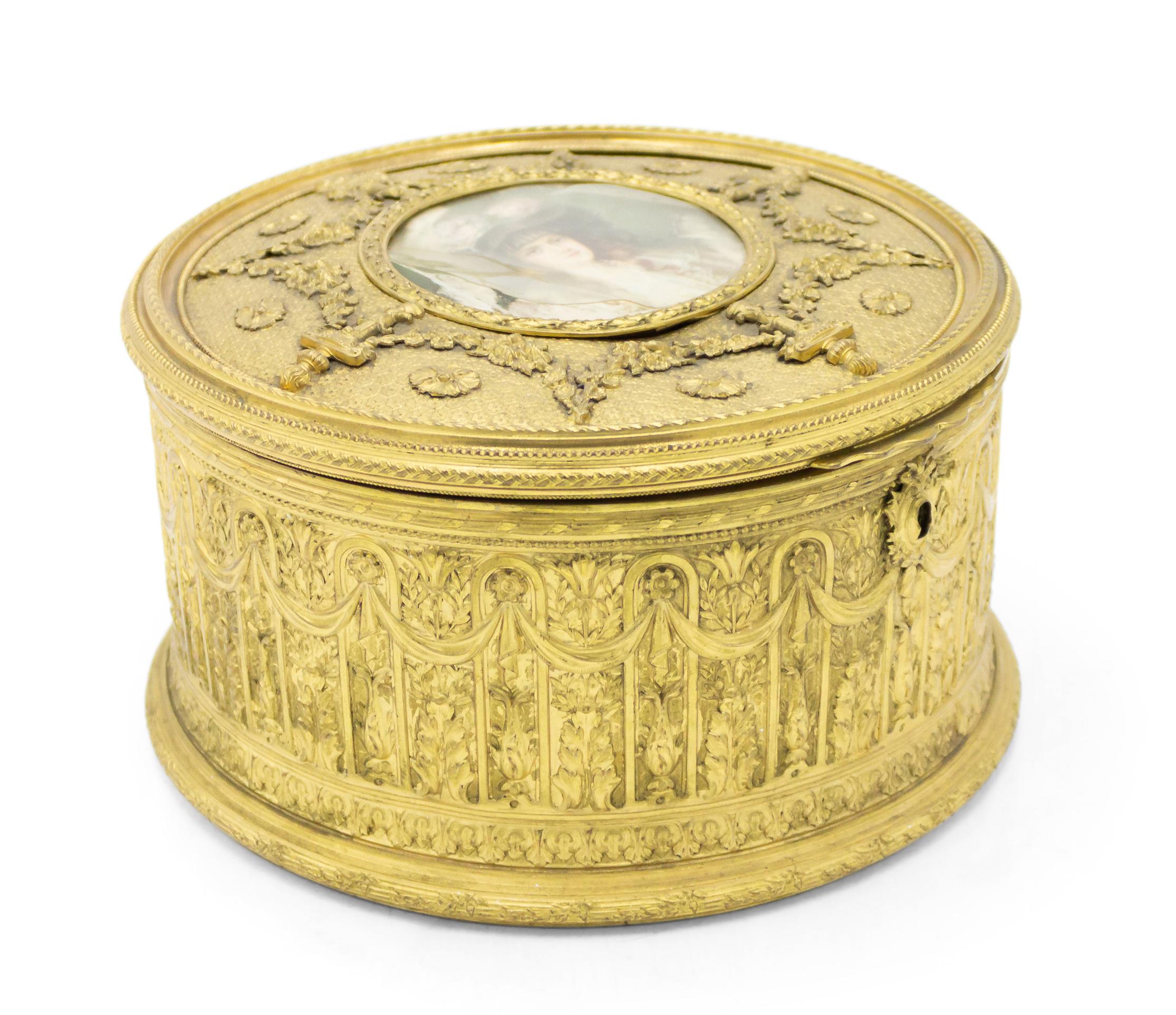 French Victorian Bronze Dore Box For Sale 3