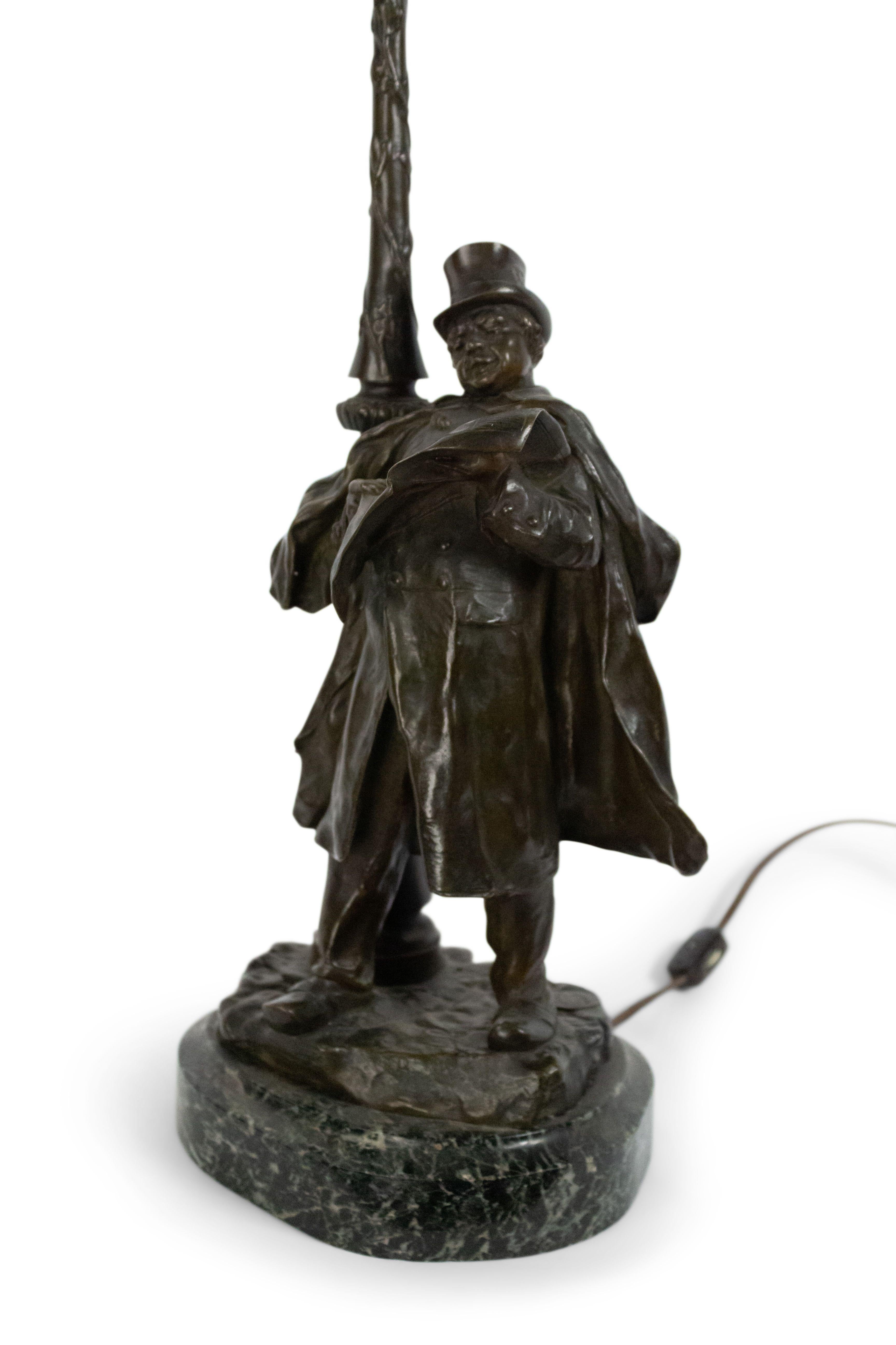 French Victorian Bronze Figural Table Lamp For Sale 1