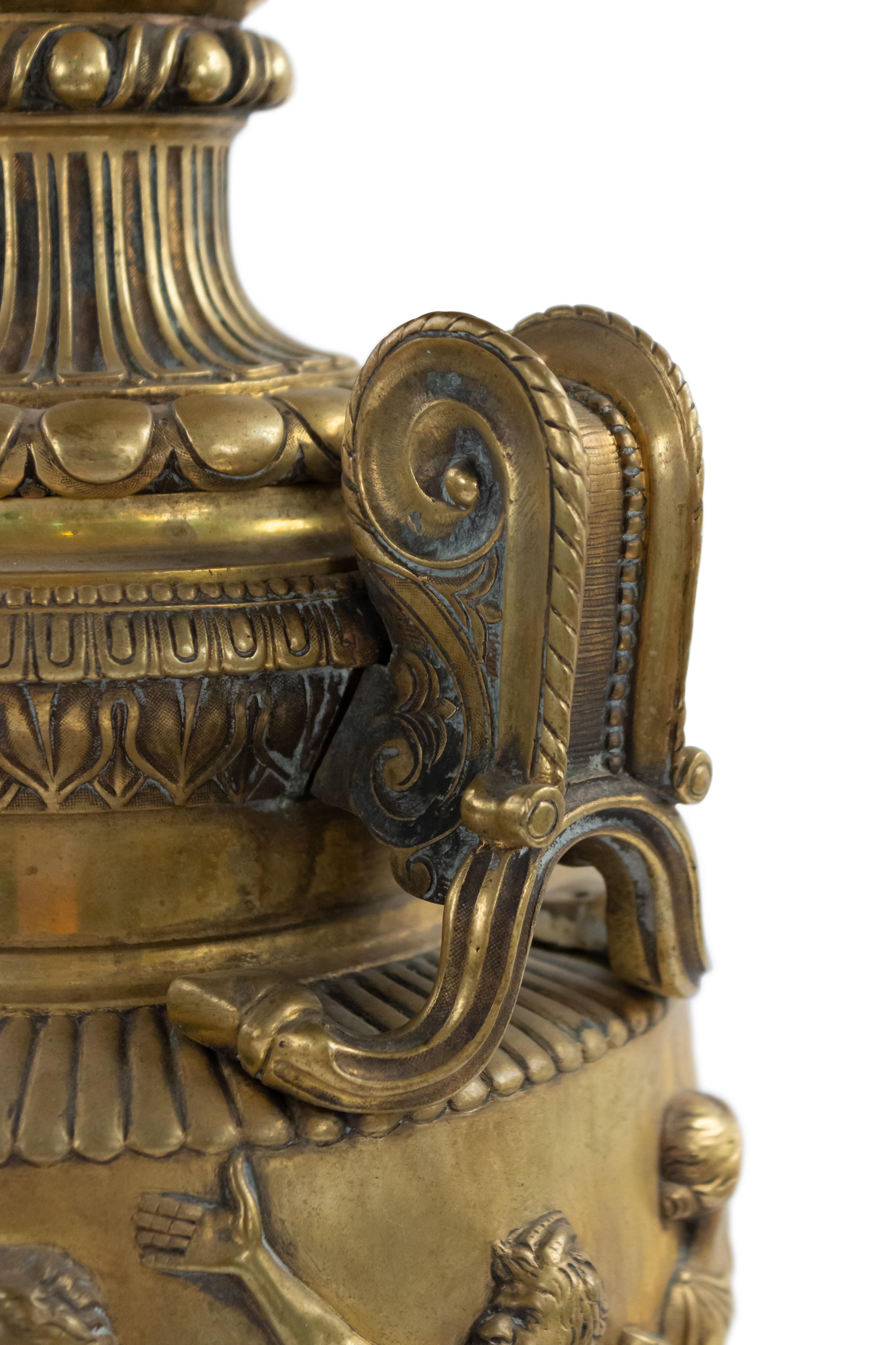 French Victorian Bronze Urn Table Lamps For Sale 2