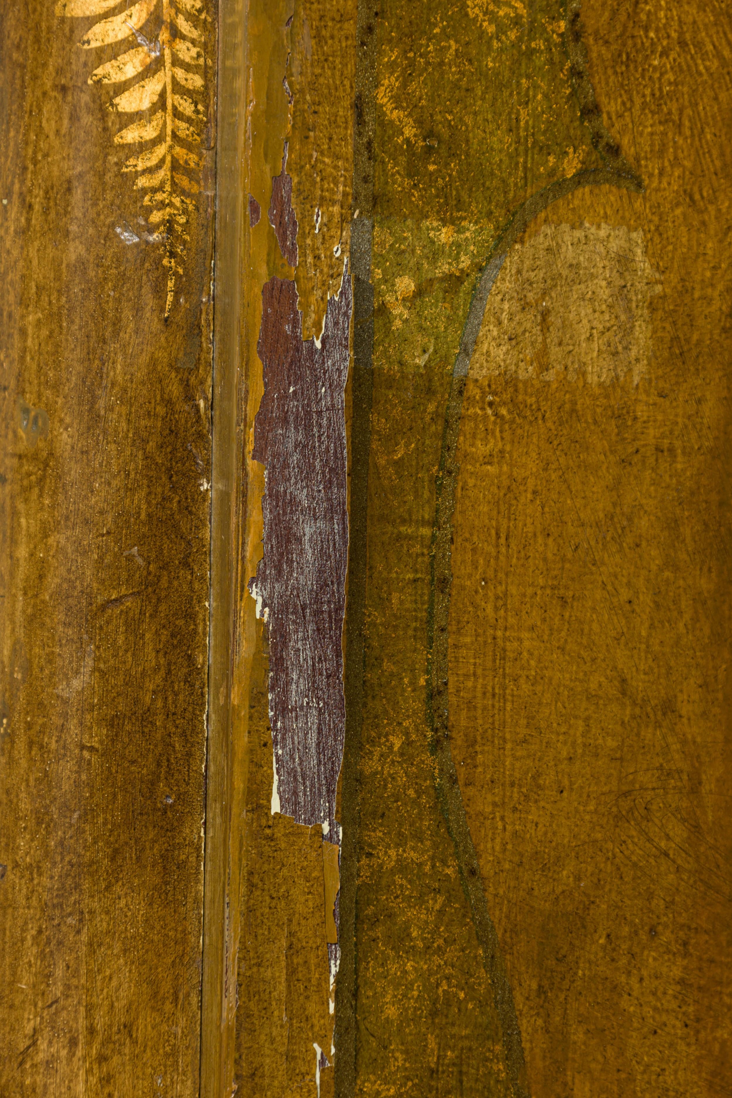 French Victorian Chinoiserie Gilt, Painted, and Lacquered 6-Drawer Chest Dresser For Sale 12