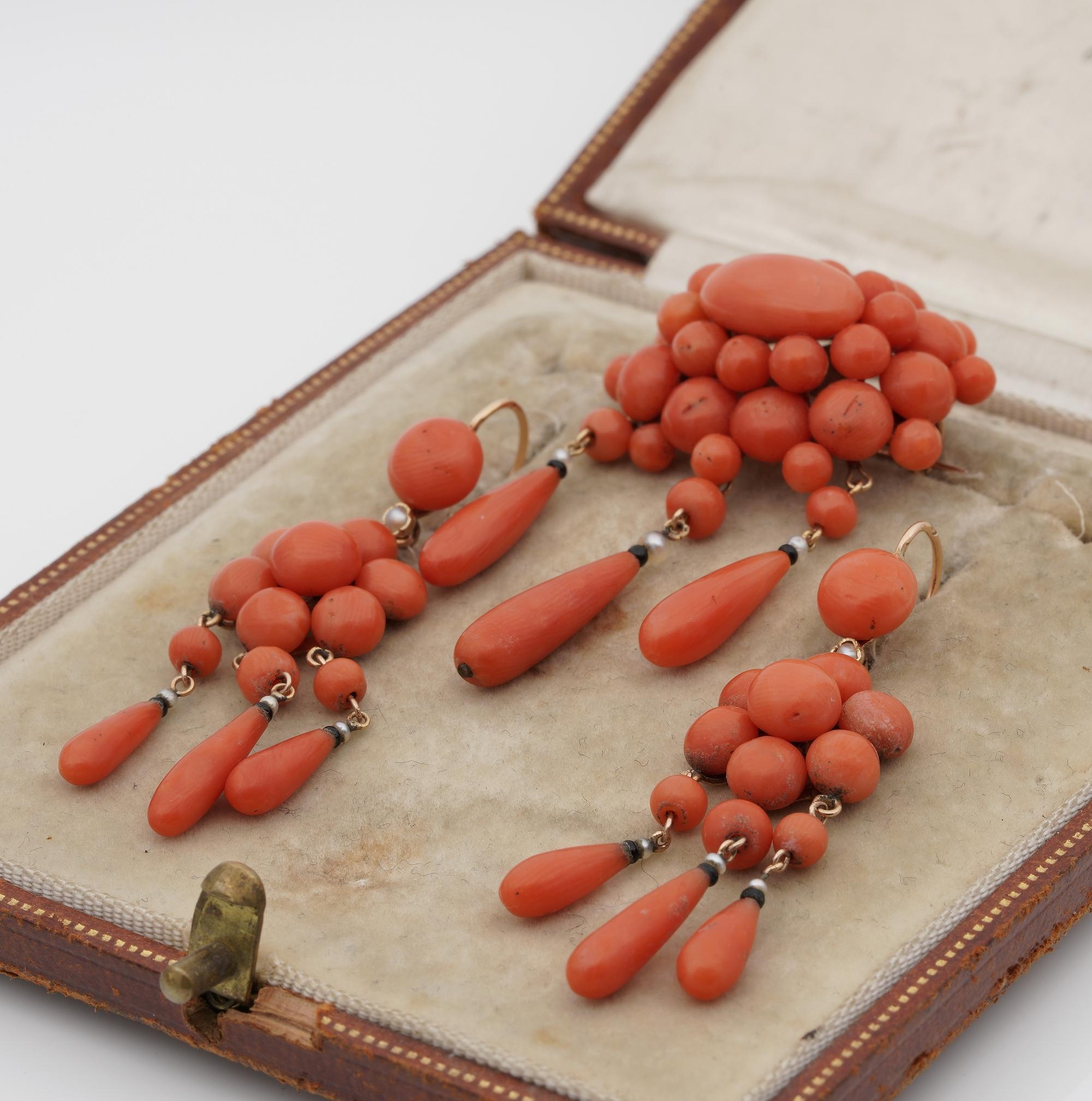 French Victorian Coral Earrings and Brooch suite 18 KT For Sale 2