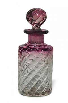 Bouteille de parfum en cristal Baccarat canneberge de l'époque victorienne française