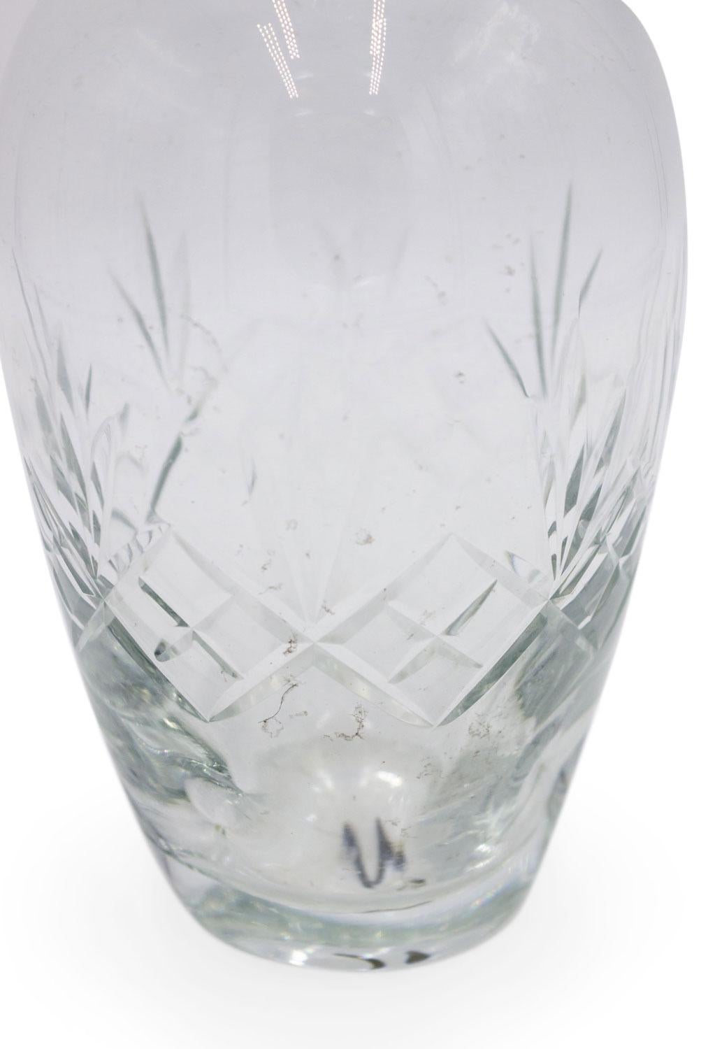 French Victorian Cut Crystal Decanters (Viktorianisch) im Angebot