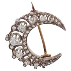 French Victorian diamond 18k yellow gold silver crescent brooch