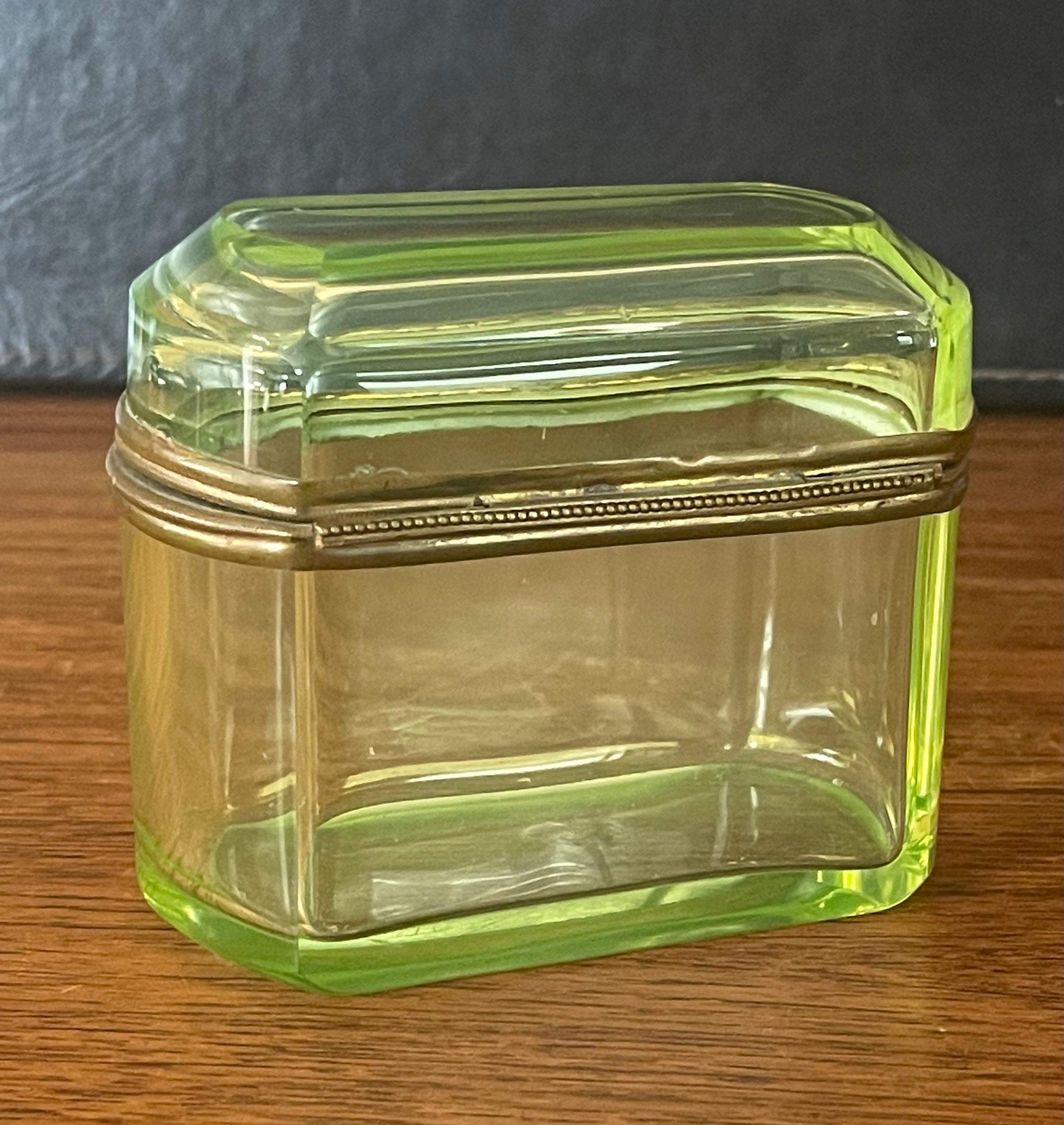 French Victorian Era Vaseline Green Glass Lidded Trinket Box 7