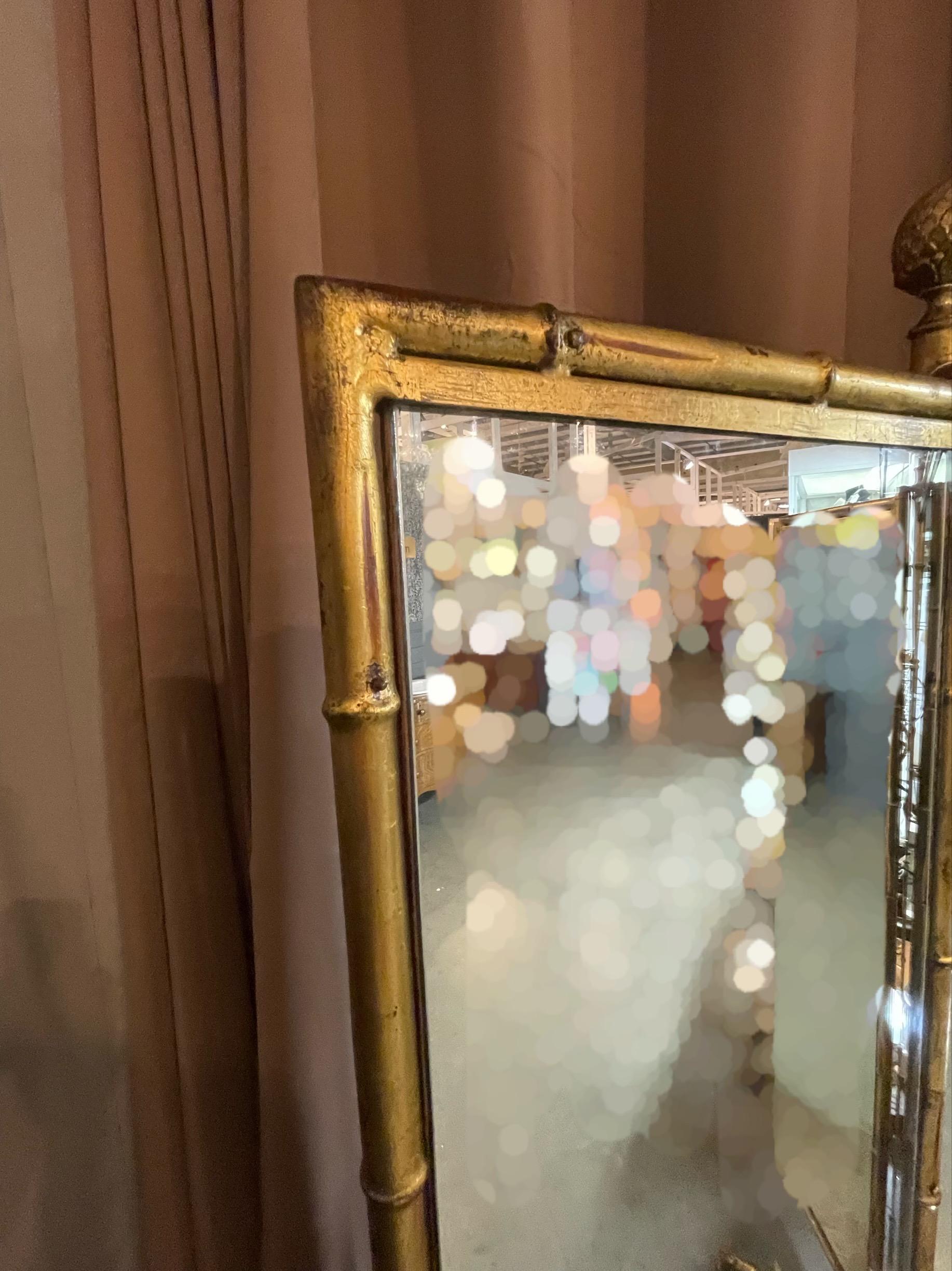Triptyque miroir de style victorien français triptyque en faux bambou en vente 5