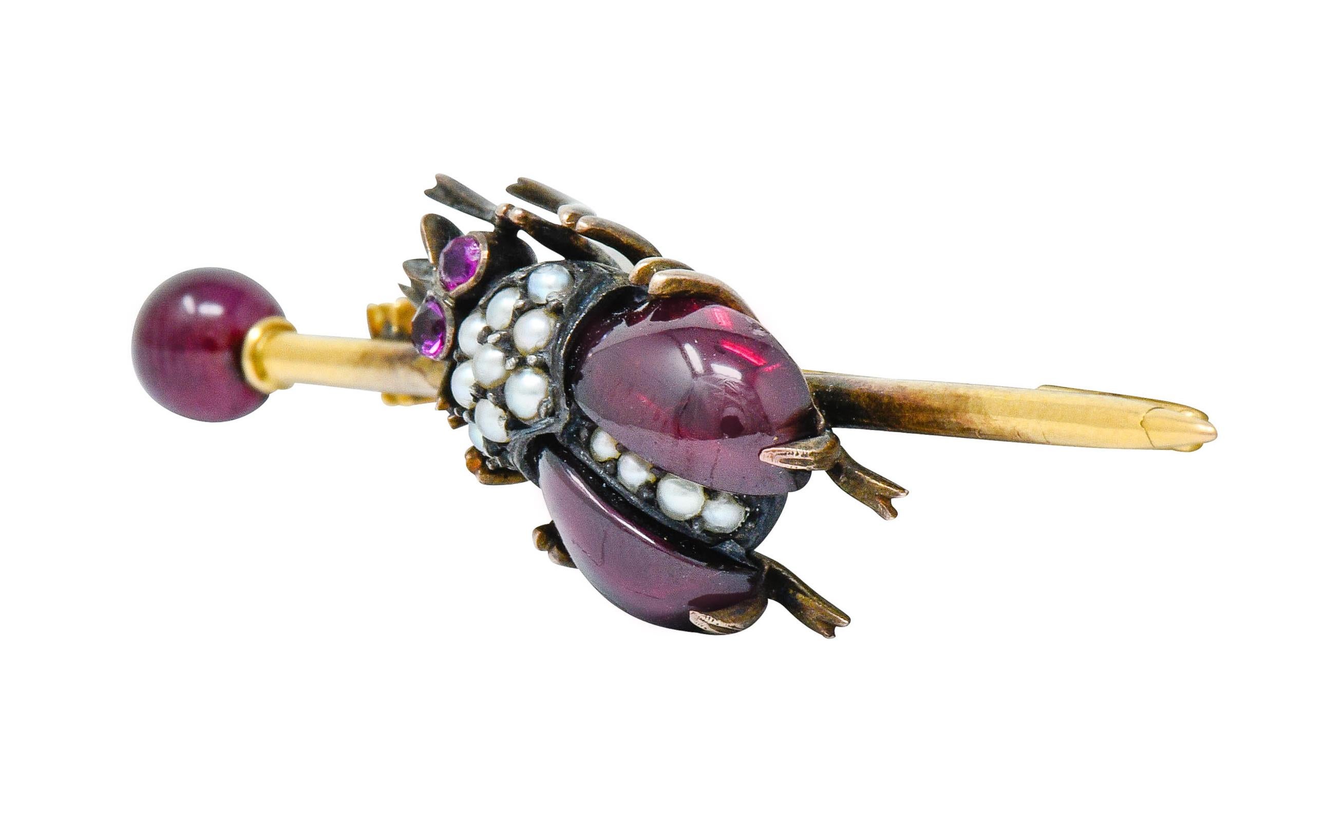 French Victorian Garnet Pearl Ruby Silver-Topped 18 Karat Gold Beetle Bar Brooch In Excellent Condition In Philadelphia, PA