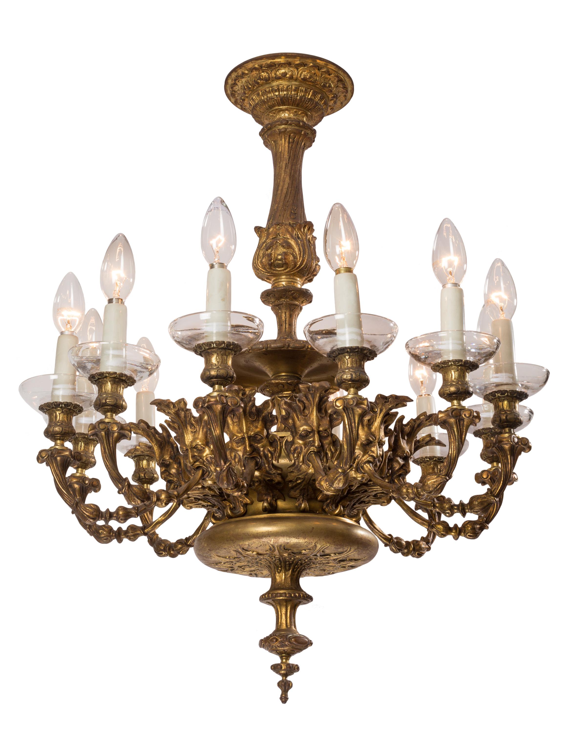 French Victorian Gilt Brass 12-Light Chandelier with Sculptural Green Man Motif For Sale 3