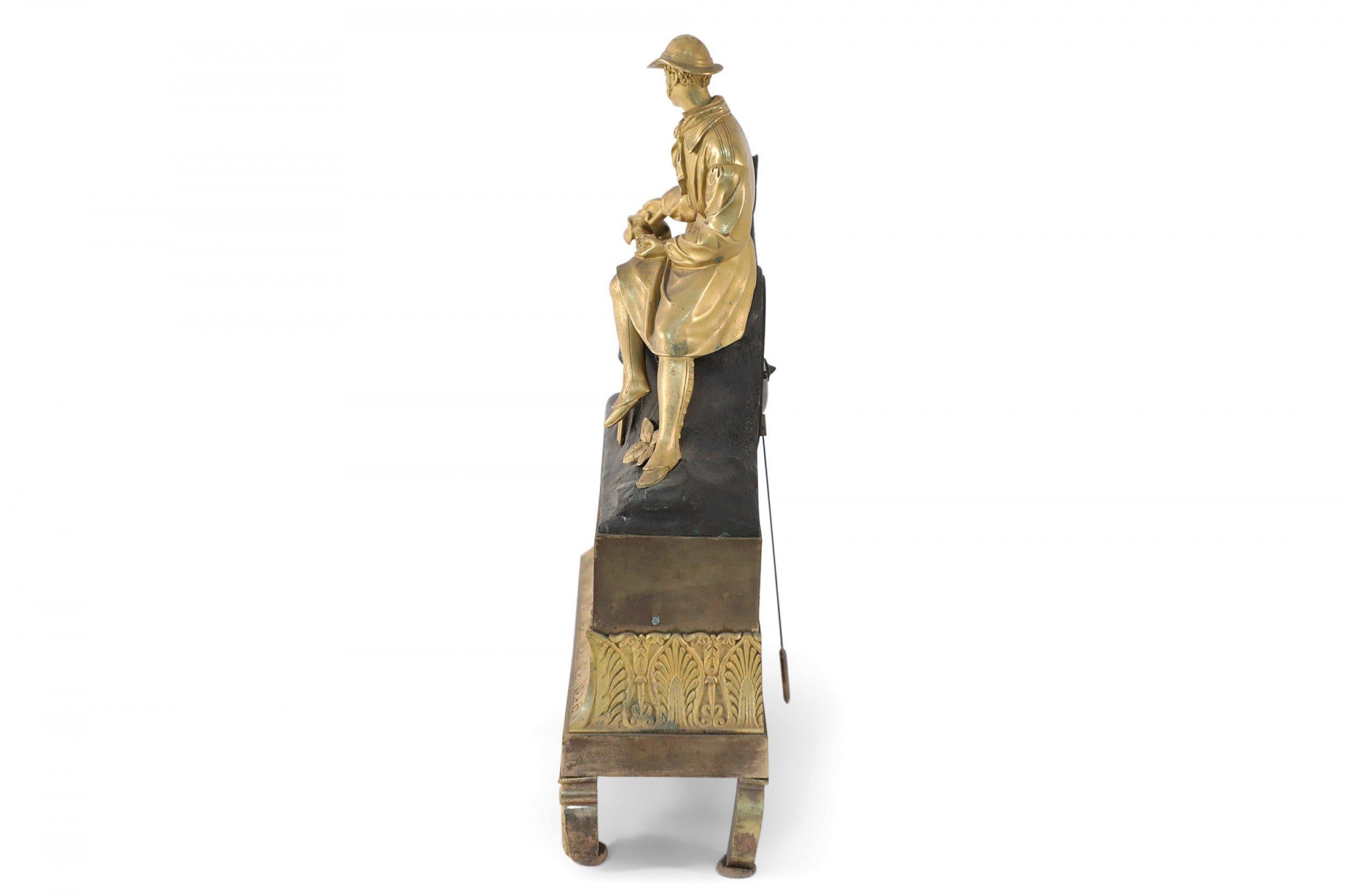 Französische viktorianische Kaminuhr aus vergoldeter Broze für Jäger und Hund im Zustand „Gut“ im Angebot in New York, NY