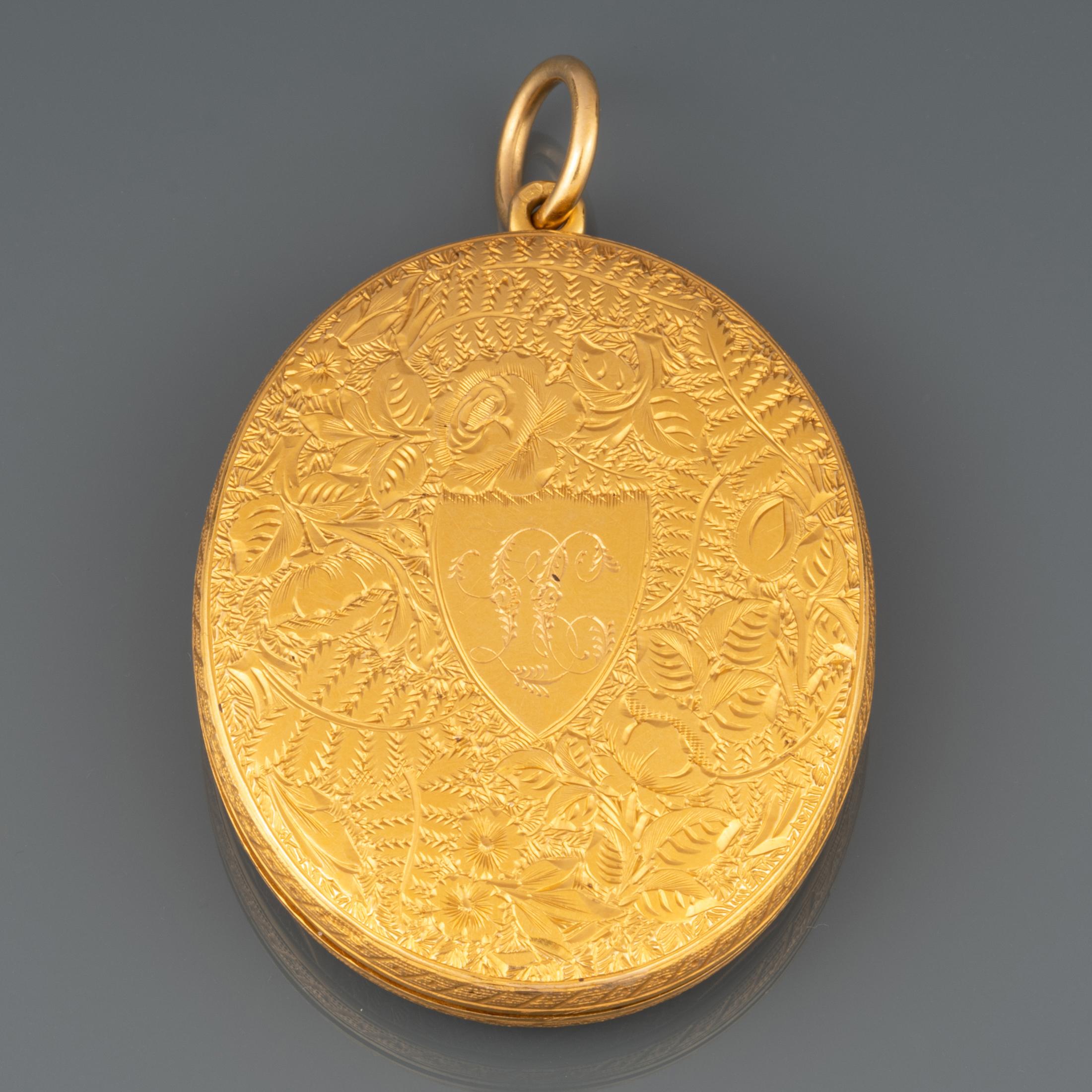 Napoleon III French Victorian Gold Locket For Sale