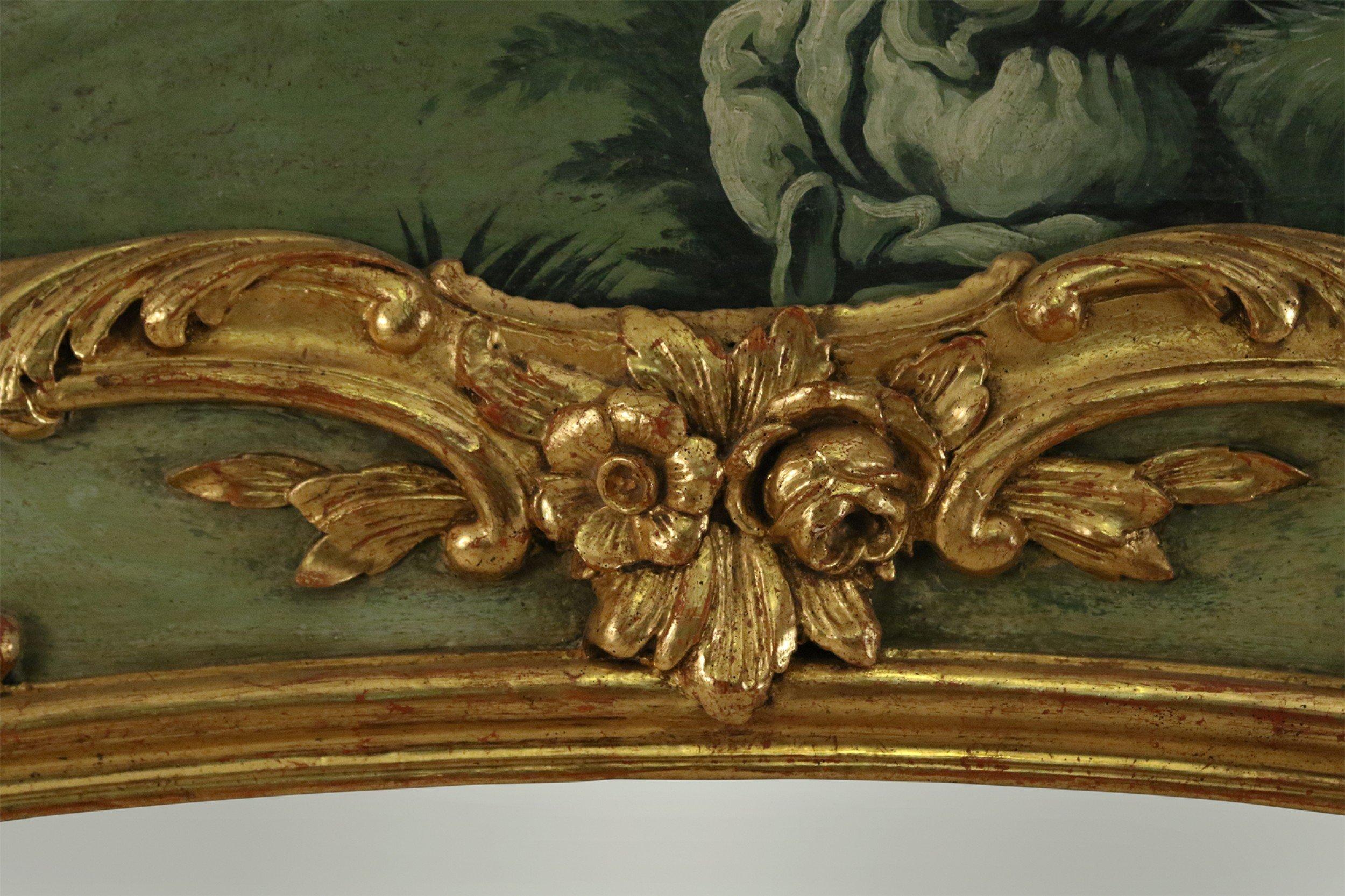 XIXe siècle Mur Trumeau en bois peint en vert et doré représentant une scène de chinoiserie victorienne française en vente