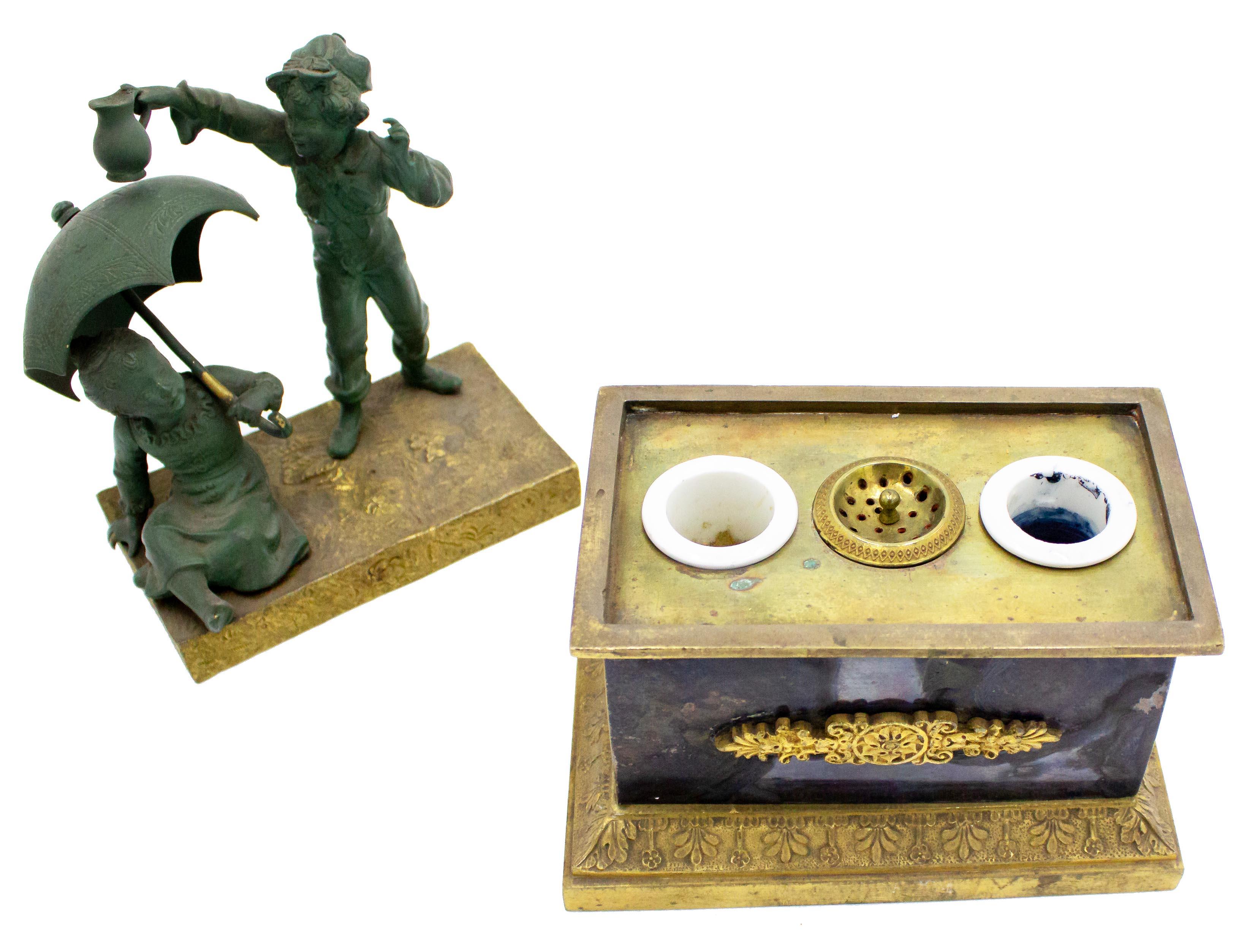 French Victorian Inkwell with Bronze Figures For Sale 4