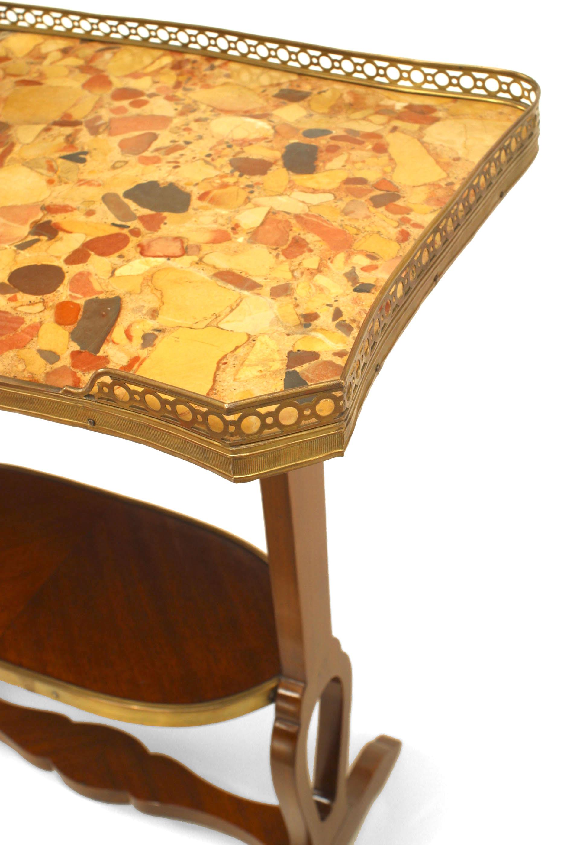 Victorien Table d'appoint victorienne en acajou à plateau de marbre en vente