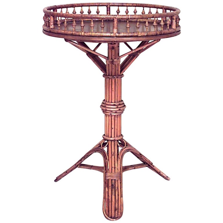French Victorian Natural Wicker End Table For Sale