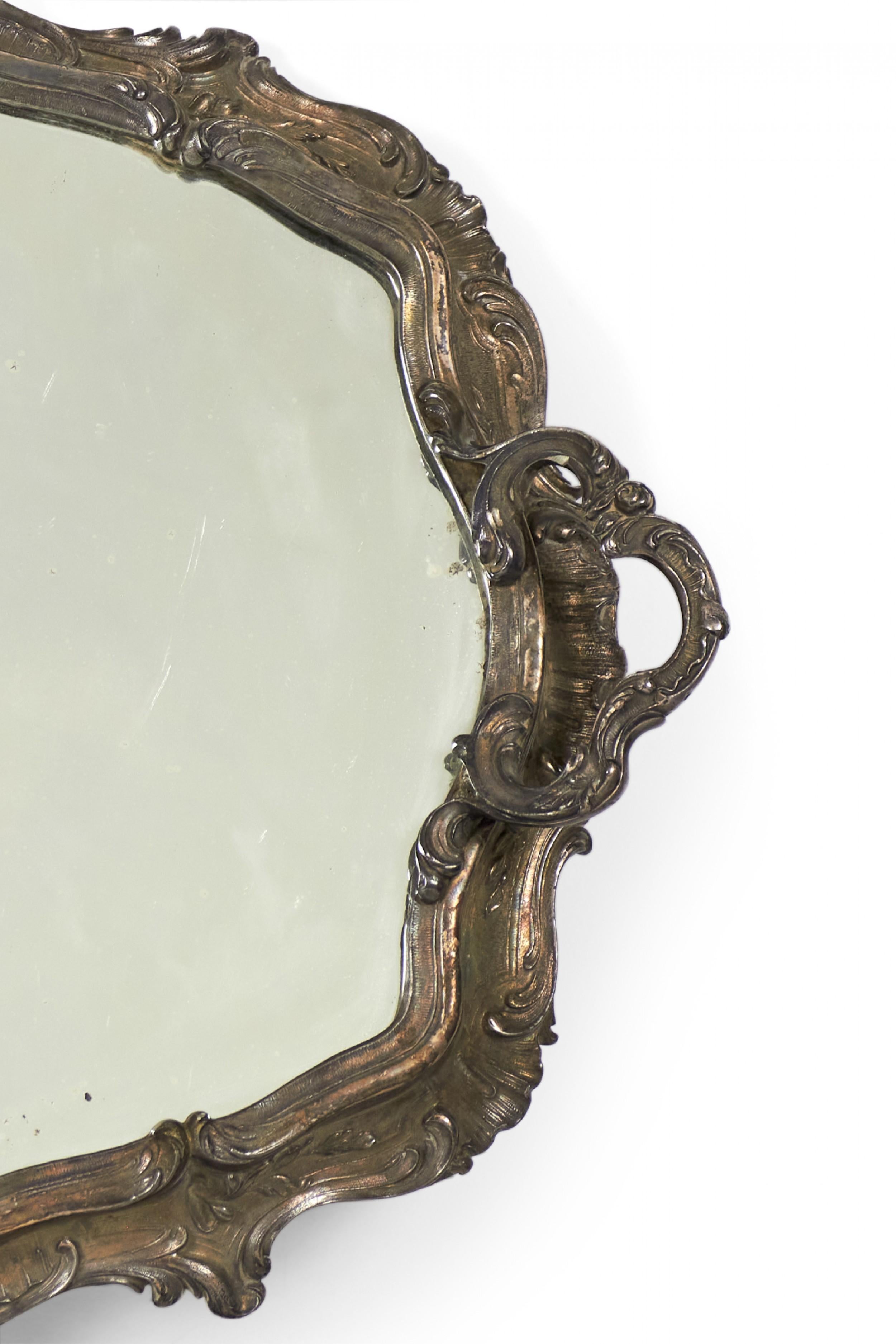 XIX secolo Vassoio francese vittoriano in argento in vendita