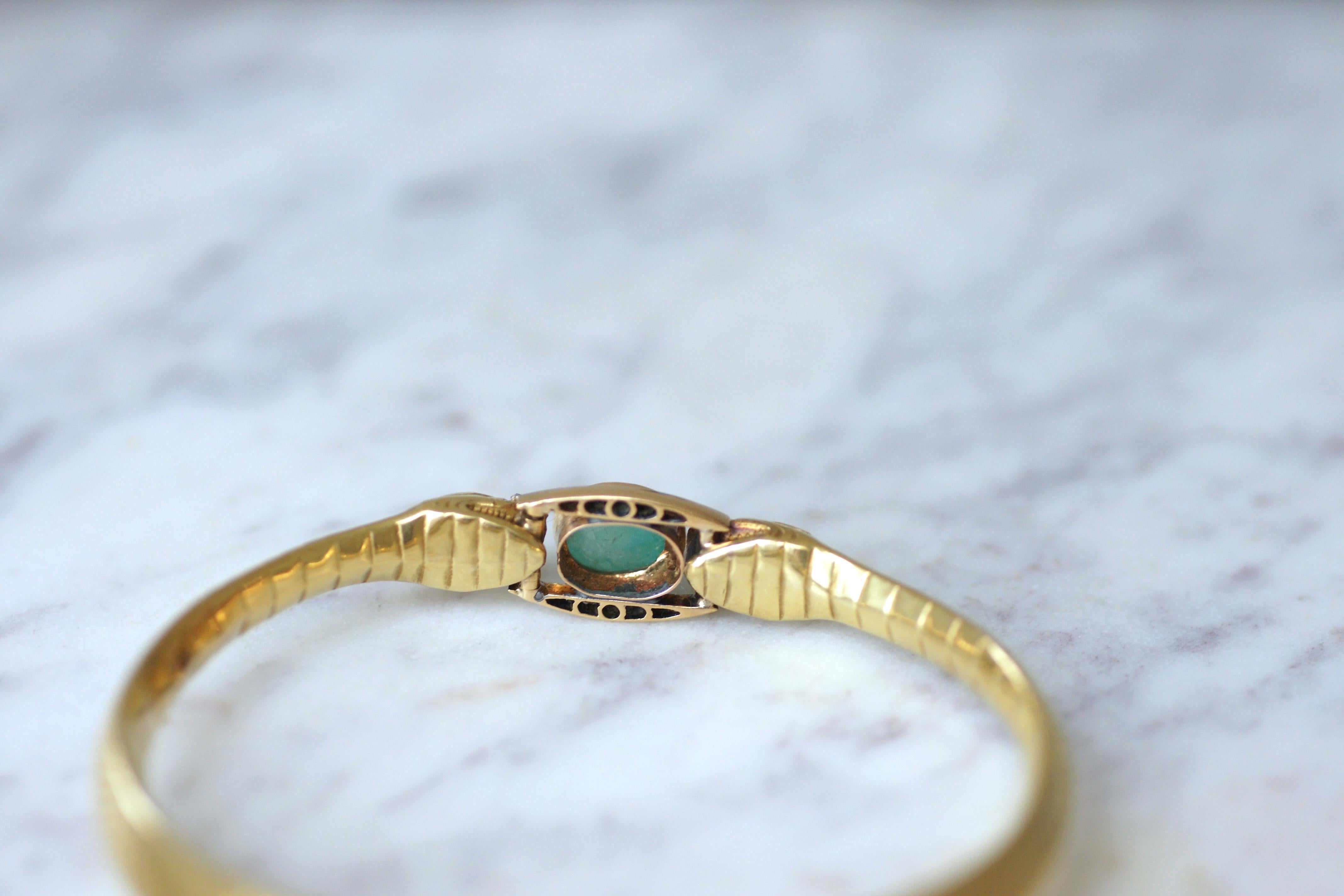 French Victorian Snake Bangle in Gold, Emerald & Diamonds For Sale 7