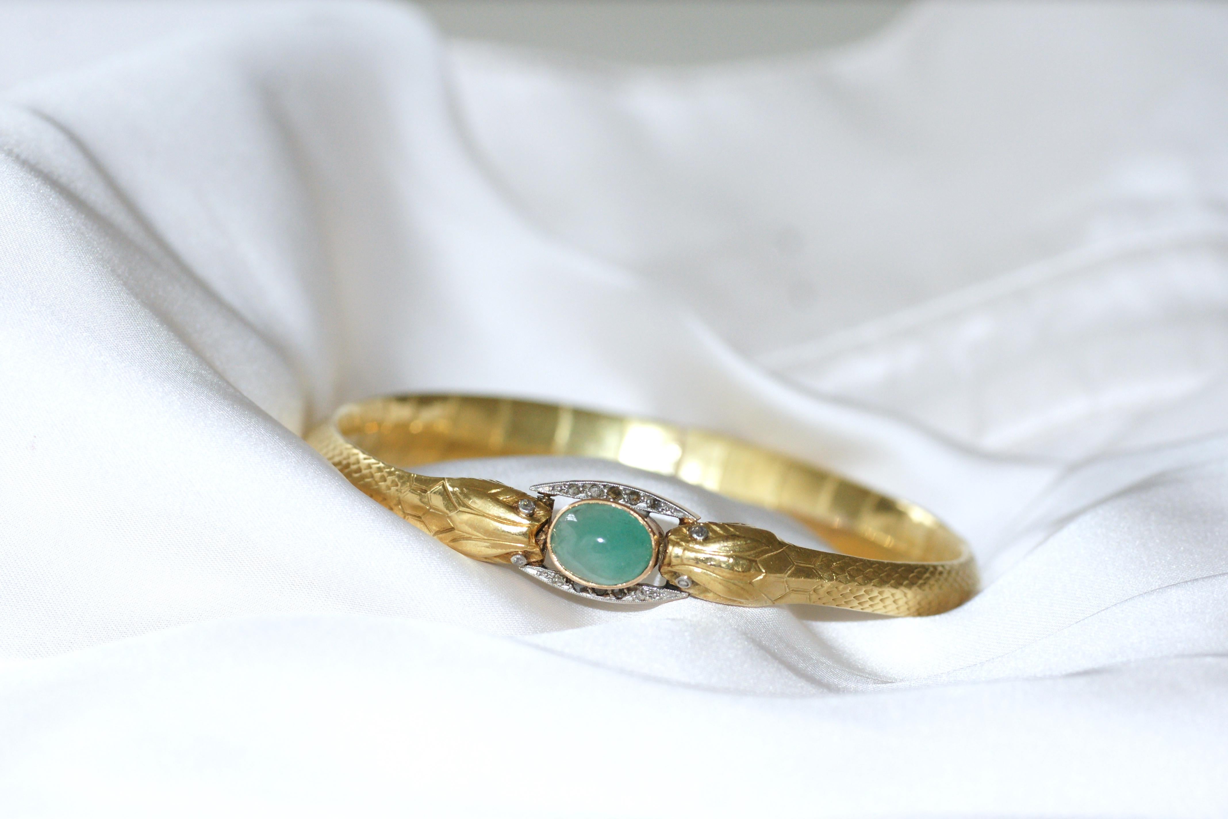 French Victorian Snake Bangle in Gold, Emerald & Diamonds For Sale 11