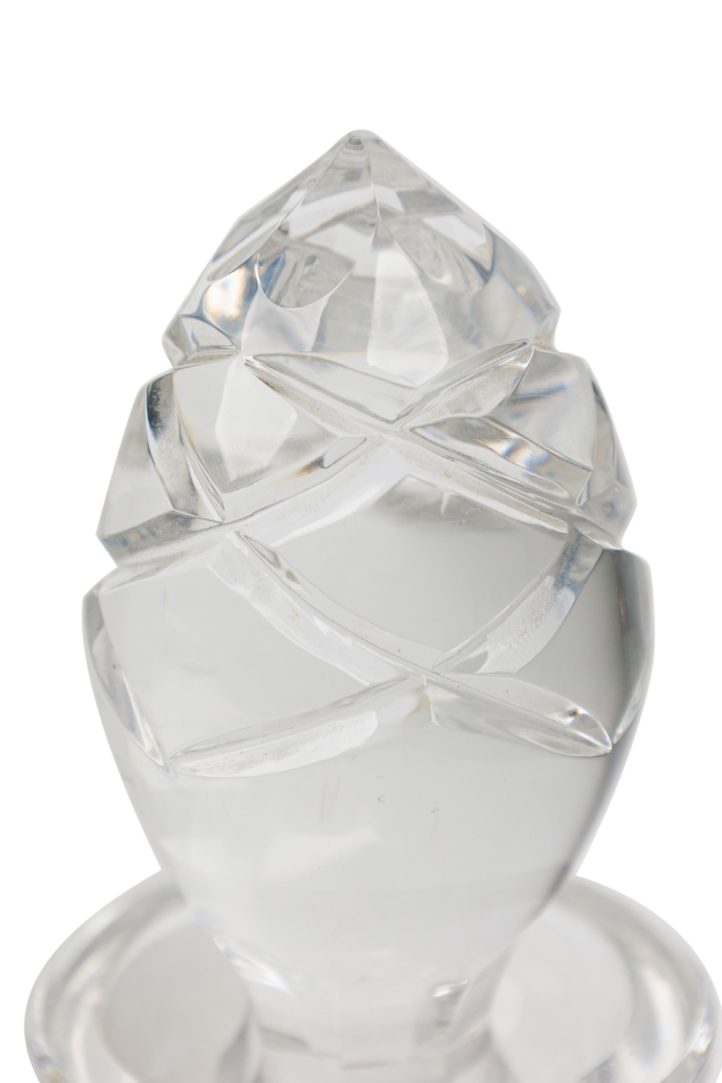 Decantador en forma de campana de Baccarat de estilo victoriano francés en venta 1