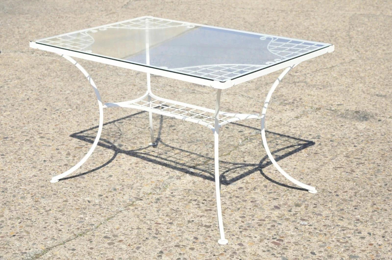 Unknown French Victorian Style White Wrought Iron Lattice Garden Patio Dining Set - 5 Pc For Sale