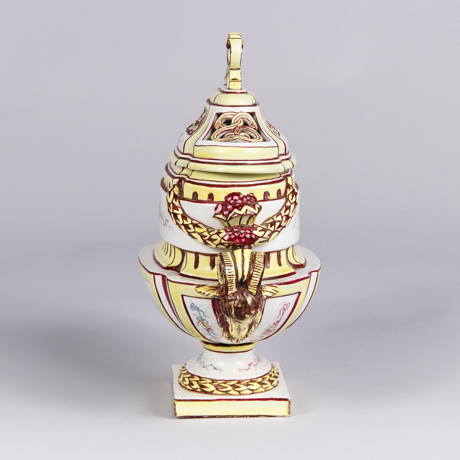 French Vieux Paris Ceramic Urn, Early 1900s 1
