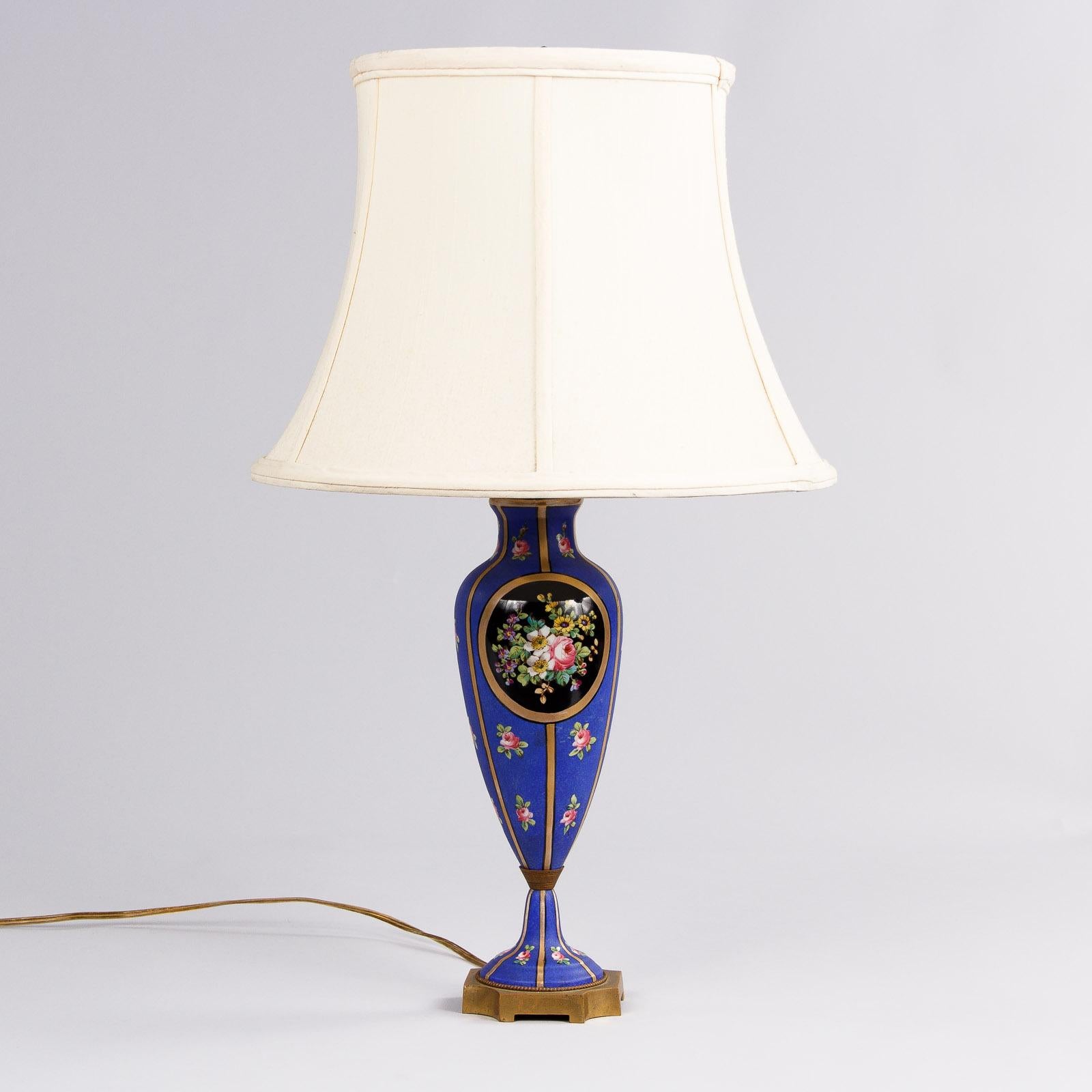 20th Century French Vieux Paris Porcelain Table Lamp, Early 1900s