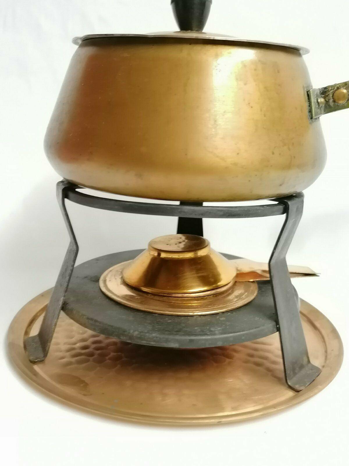 French Villedieu Set of Antique Retro Copper Fondue Set with Burner Spring In Good Condition For Sale In SITTINGBOURNE, Kent