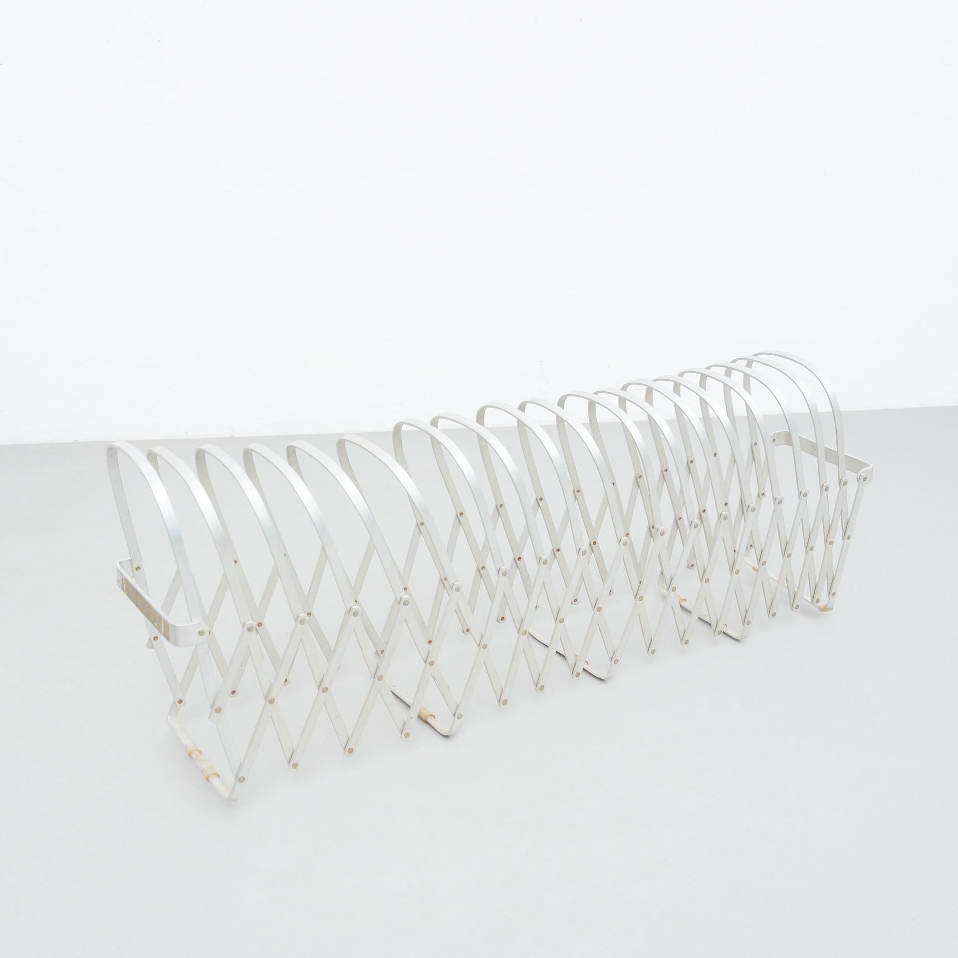 Mid-20th Century French Vinatge Magazine Rack in Metal, circa 1960 For Sale