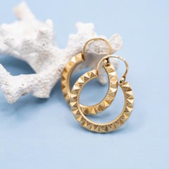 French Vintage 18K Creoles - 18 karat solid yellow gold faceted hoop earrings