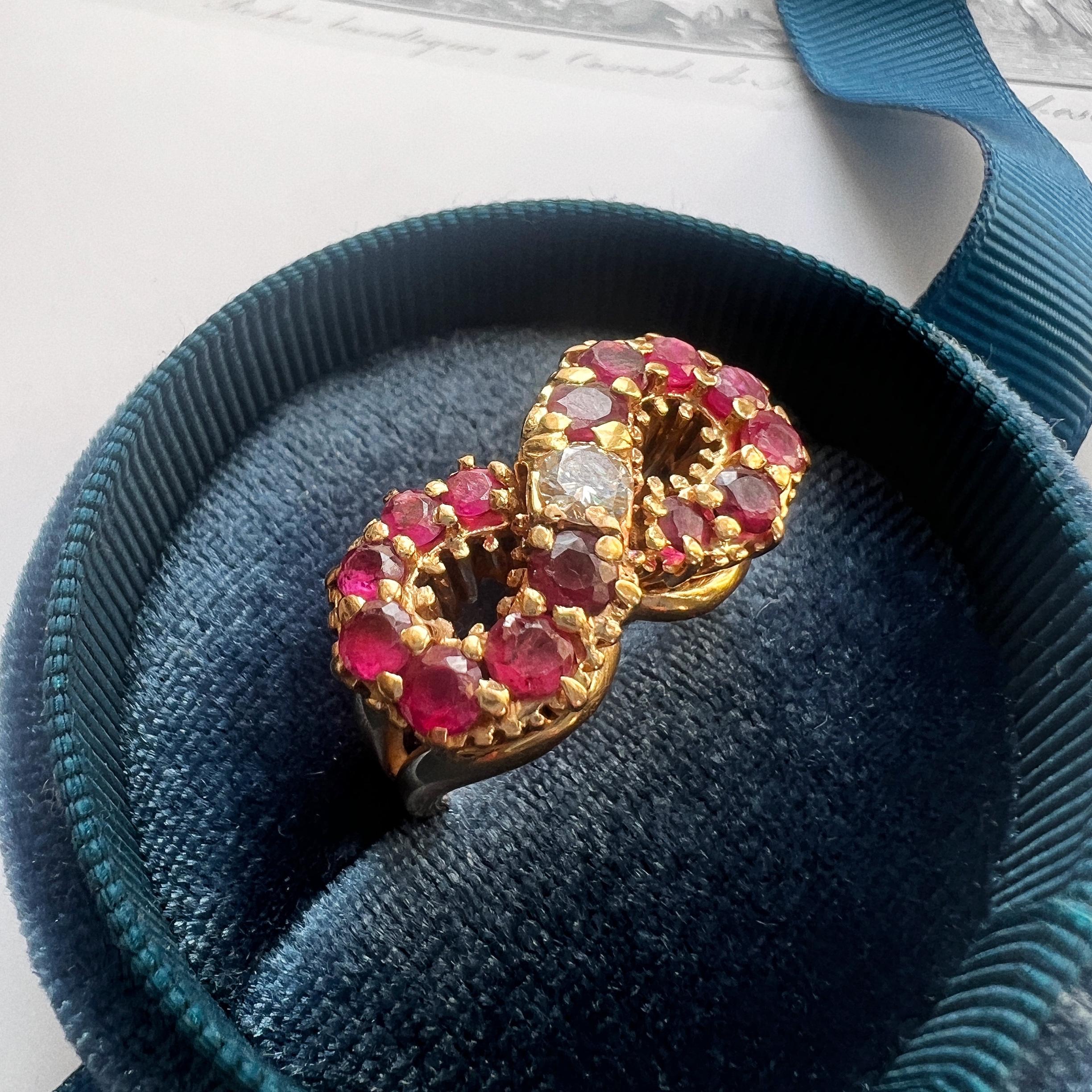 French Vintage 18k Gold Retro Cocktail Ruby Diamond Eternity Ring In Good Condition For Sale In Versailles, FR