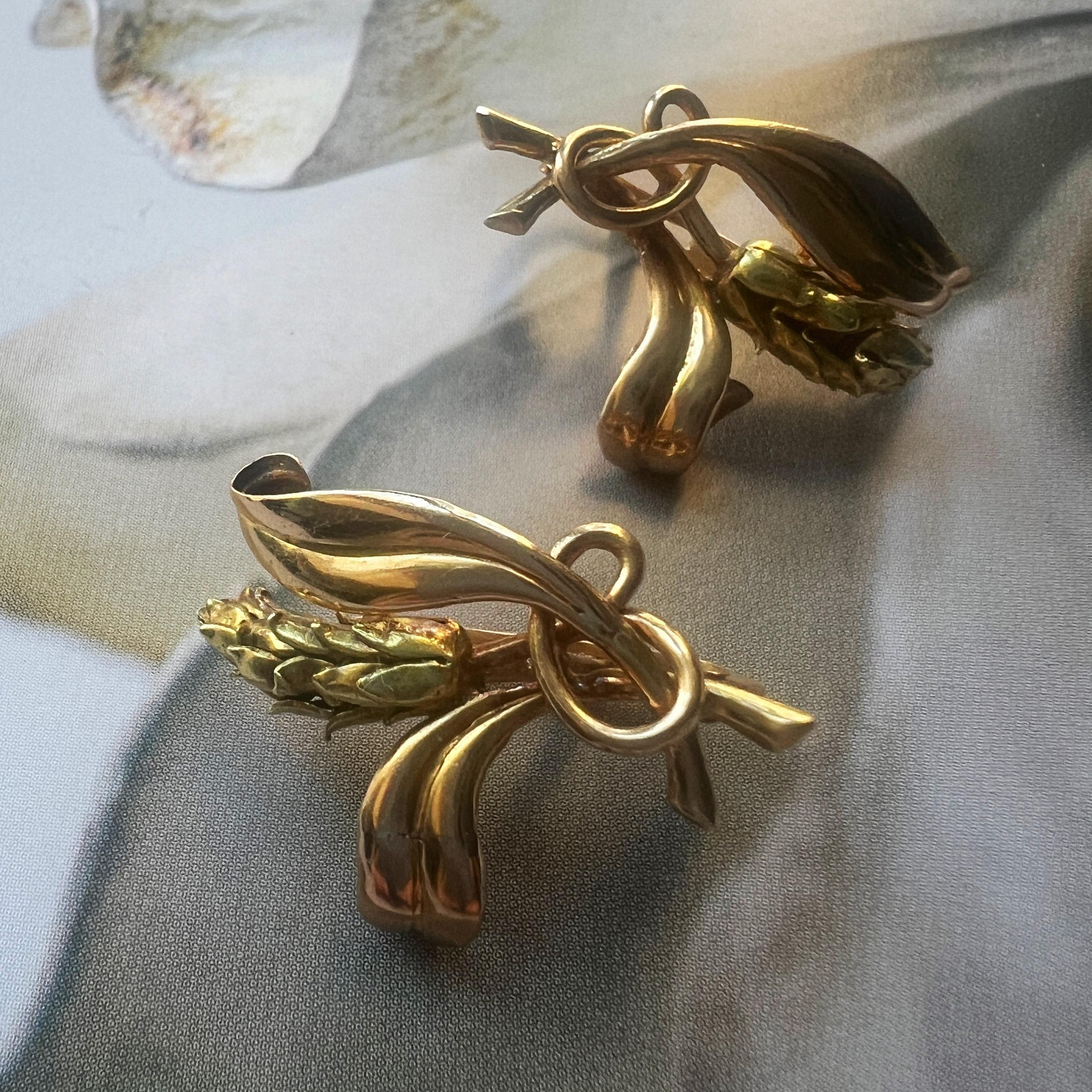 French Vintage 18K gold wheat clip on earrings For Sale 4