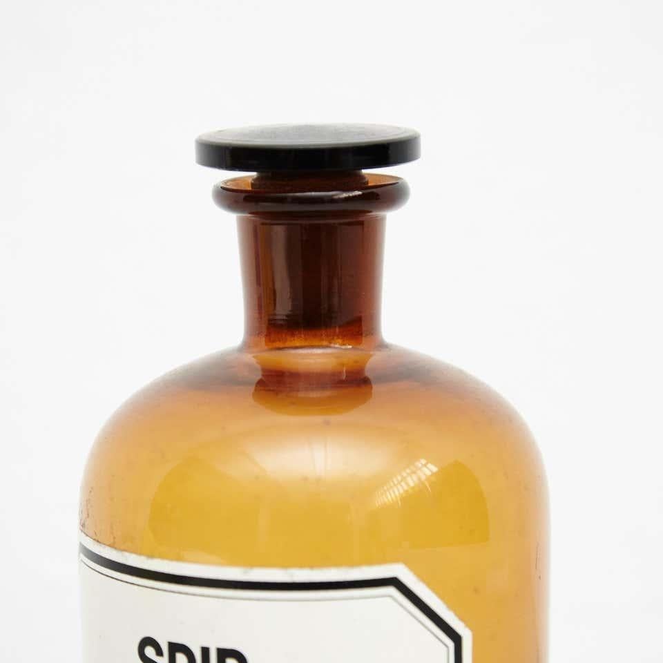 French Vintage Amber Glass Pharmacy Bottle with Marbles, circa 1930 For Sale 1
