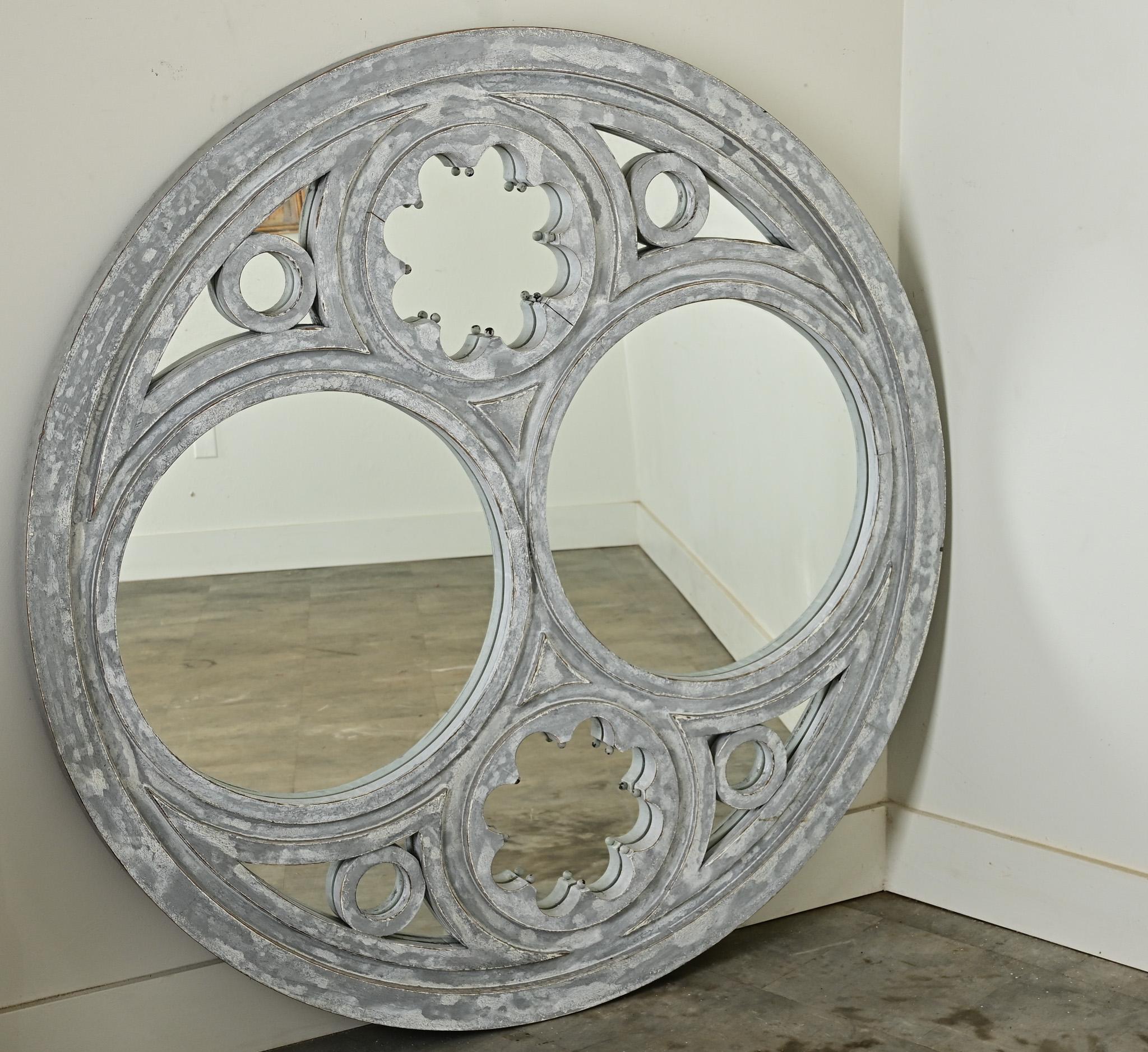 Sculpté Miroir rond architectural français vintage en vente