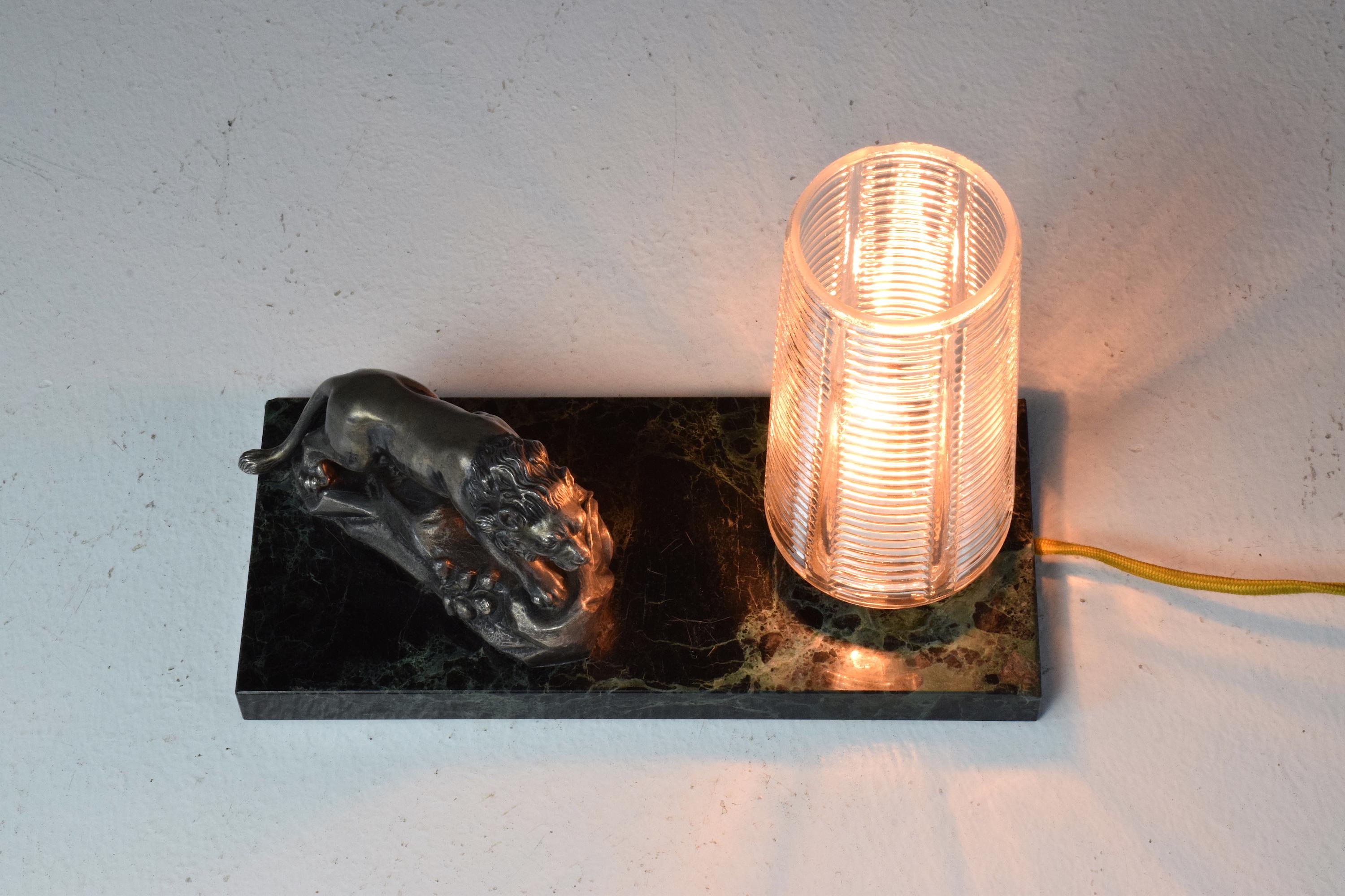 French Vintage Art Deco Lion Marble Table Lamp, 1930s 15