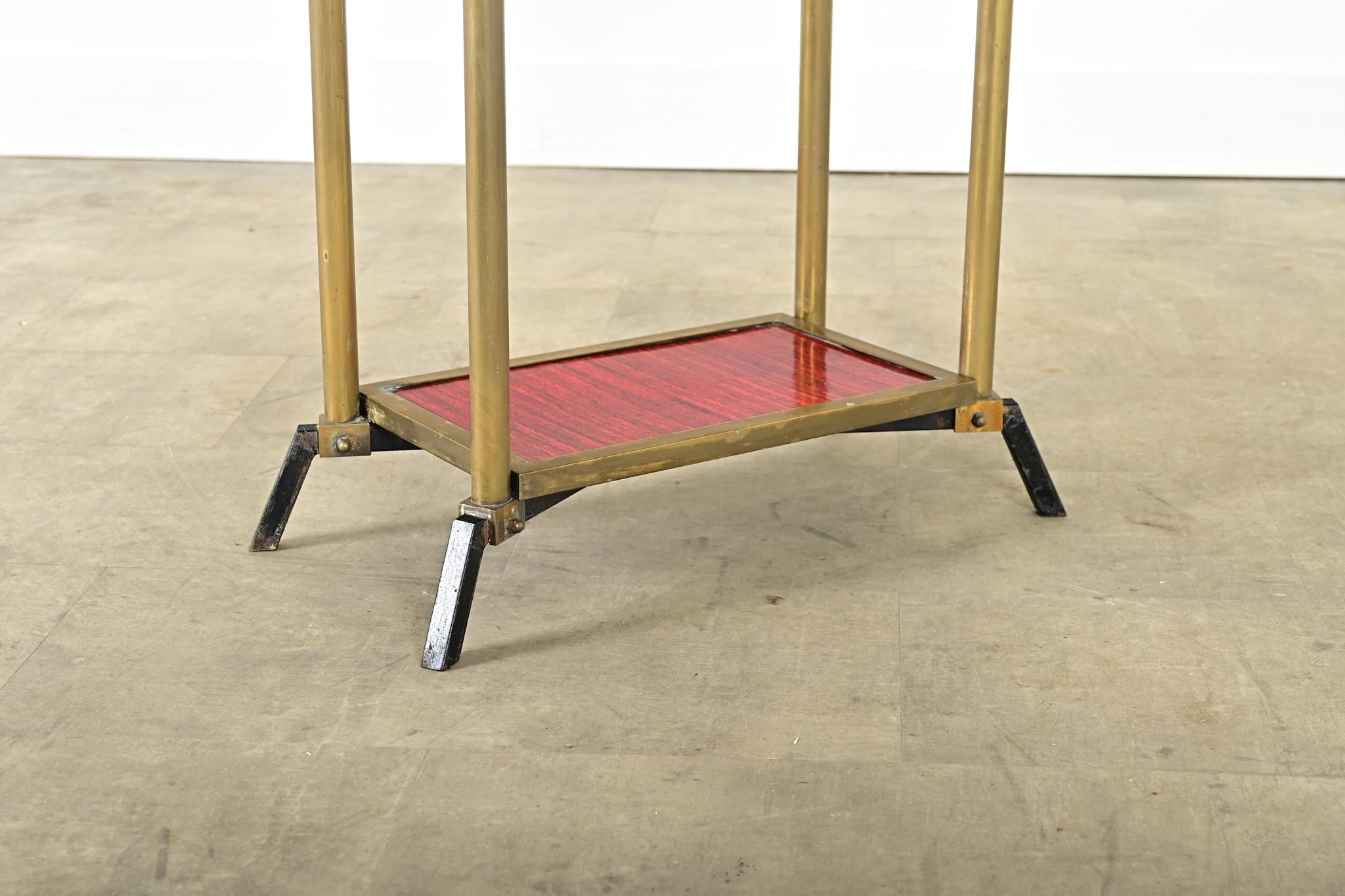 French Vintage Art Deco Style Occasional Table im Zustand „Gut“ im Angebot in Baton Rouge, LA