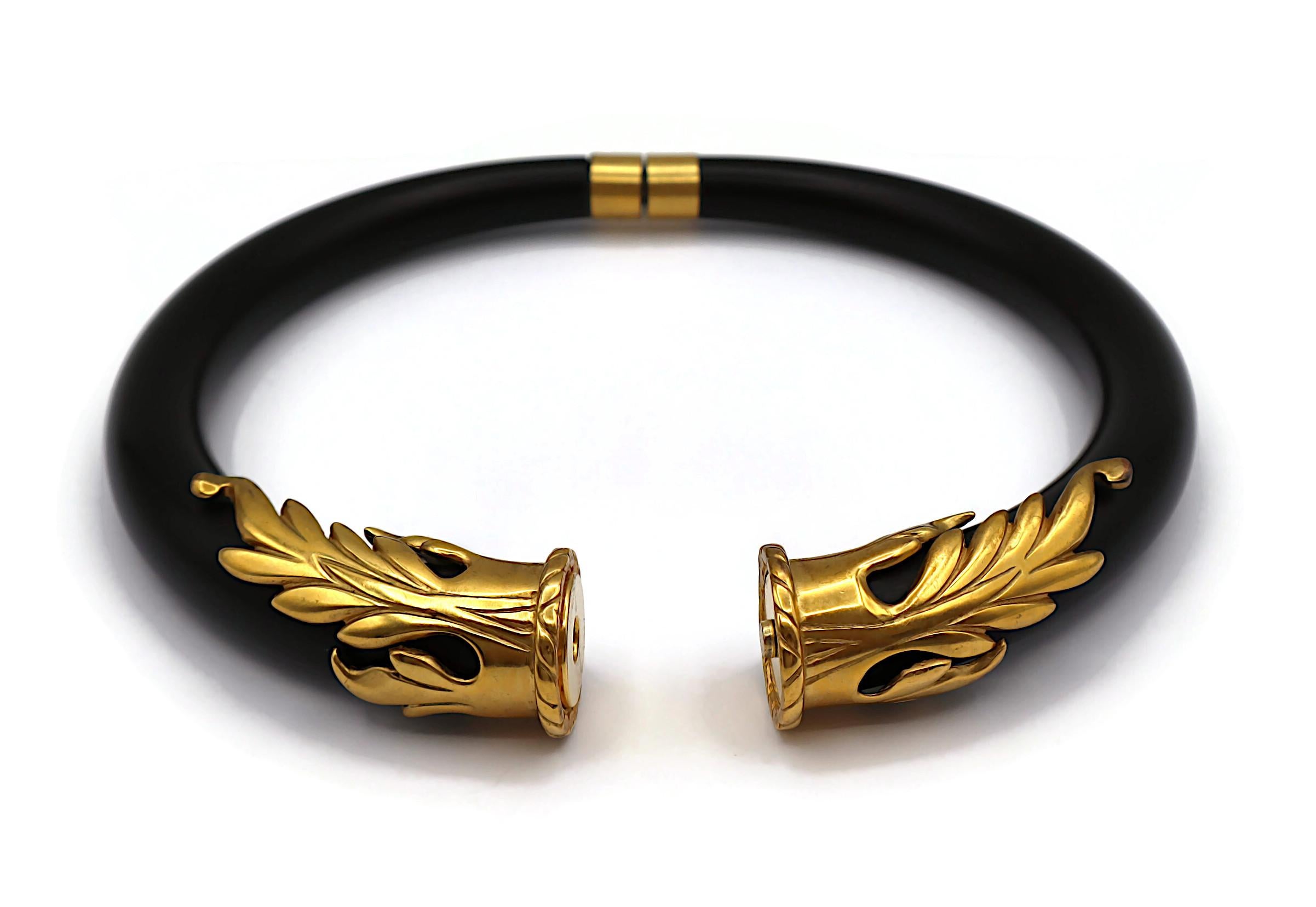 French Vintage Black Resin Gold Tone Choker Necklace For Sale 9