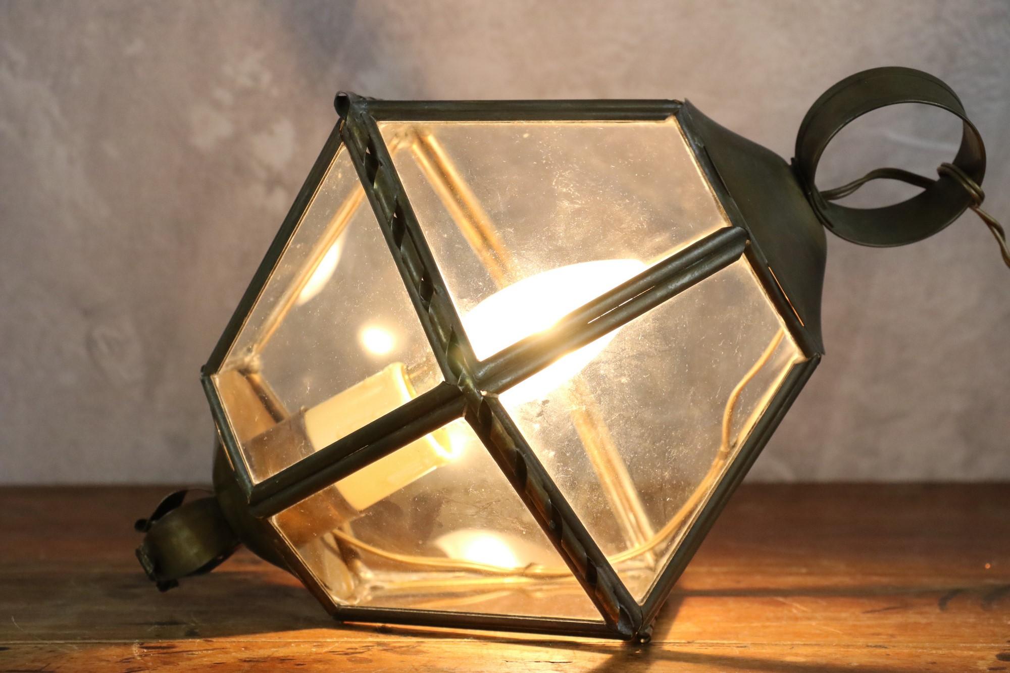 French Vintage Brass and Cut Clear Glass Hexagonal Hanging Lantern For Sale 3
