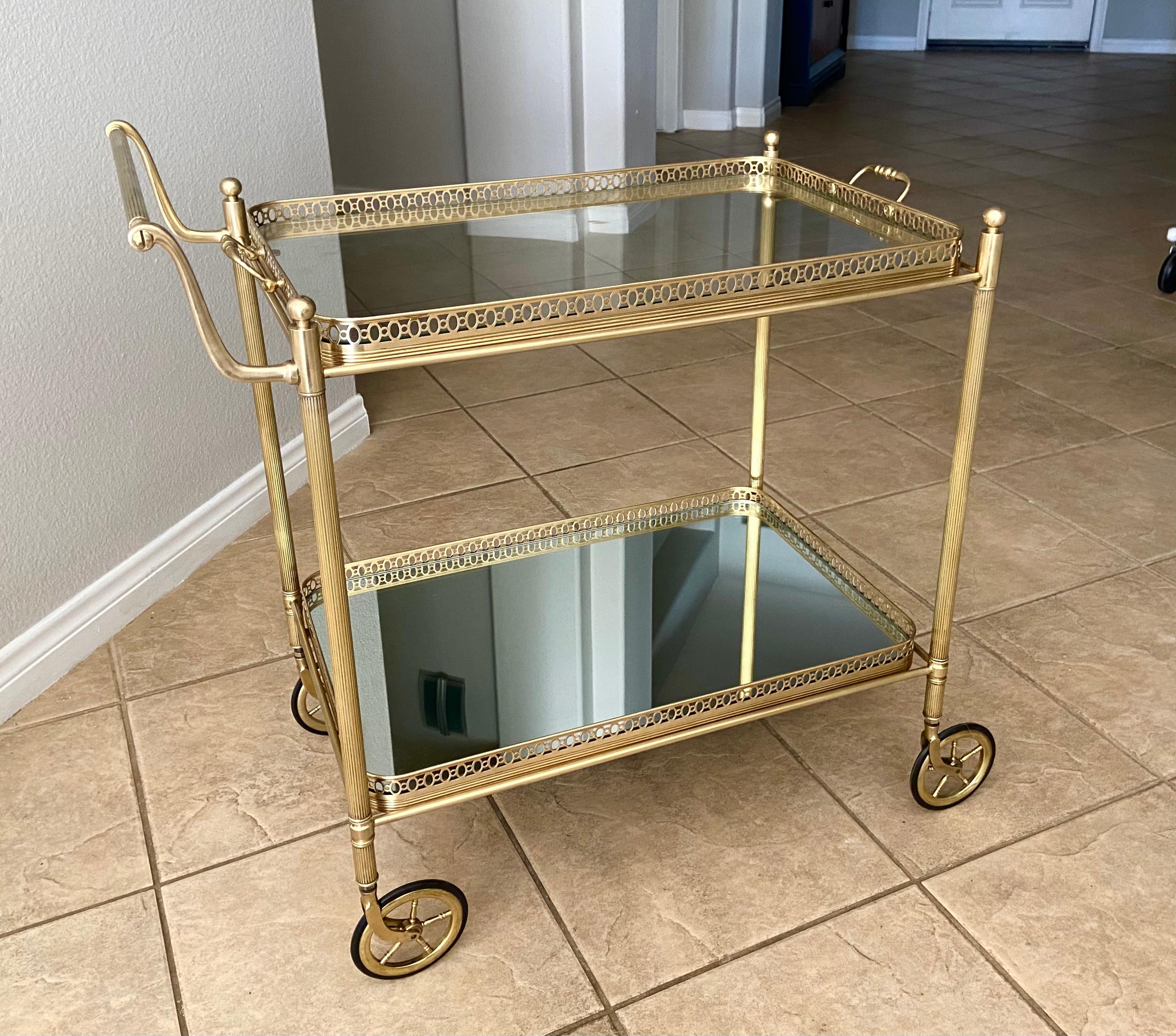 French Vintage Brass Bar Cart In Good Condition In Palm Springs, CA