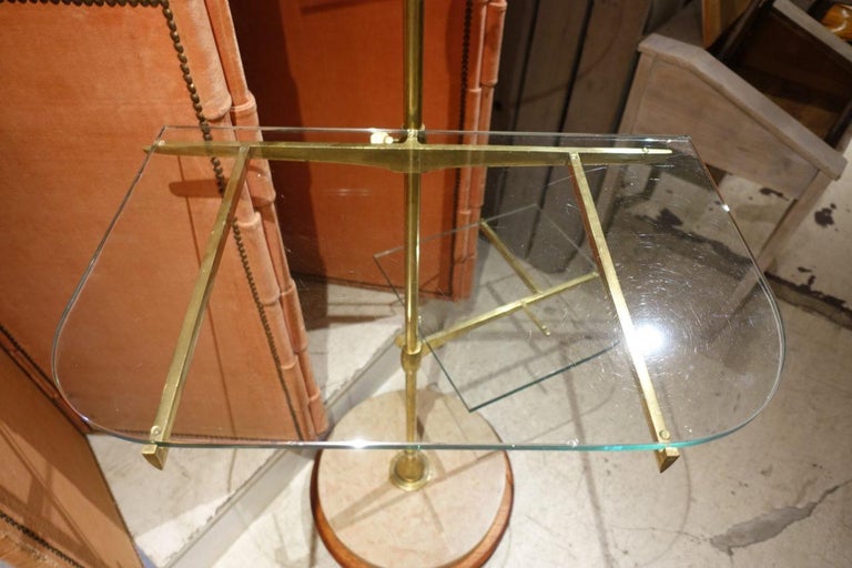 French Vintage Brass and Glass Étagere, Display Stand For Sale 1