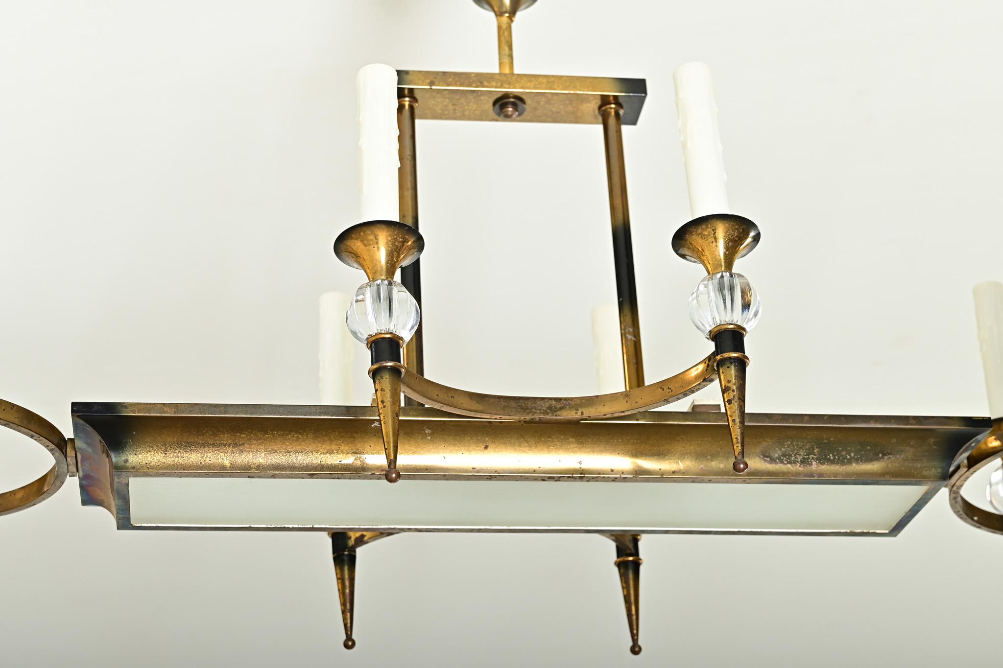 French Vintage Brass & Glass Linear Chandelier For Sale 7