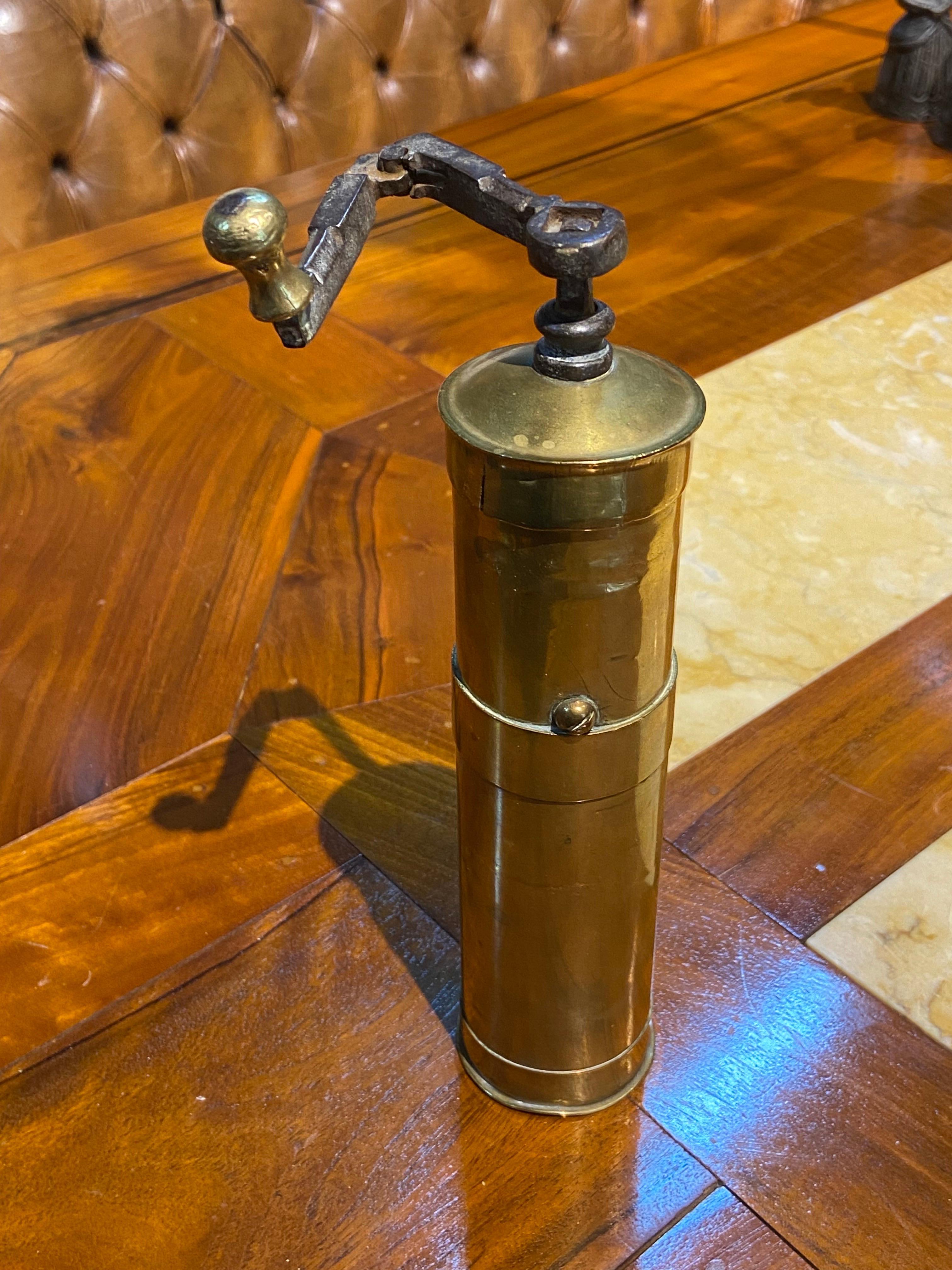 Vintage paper mill made of brass with removable handle. The item was made in France in the begging of last century and is in good original condition.