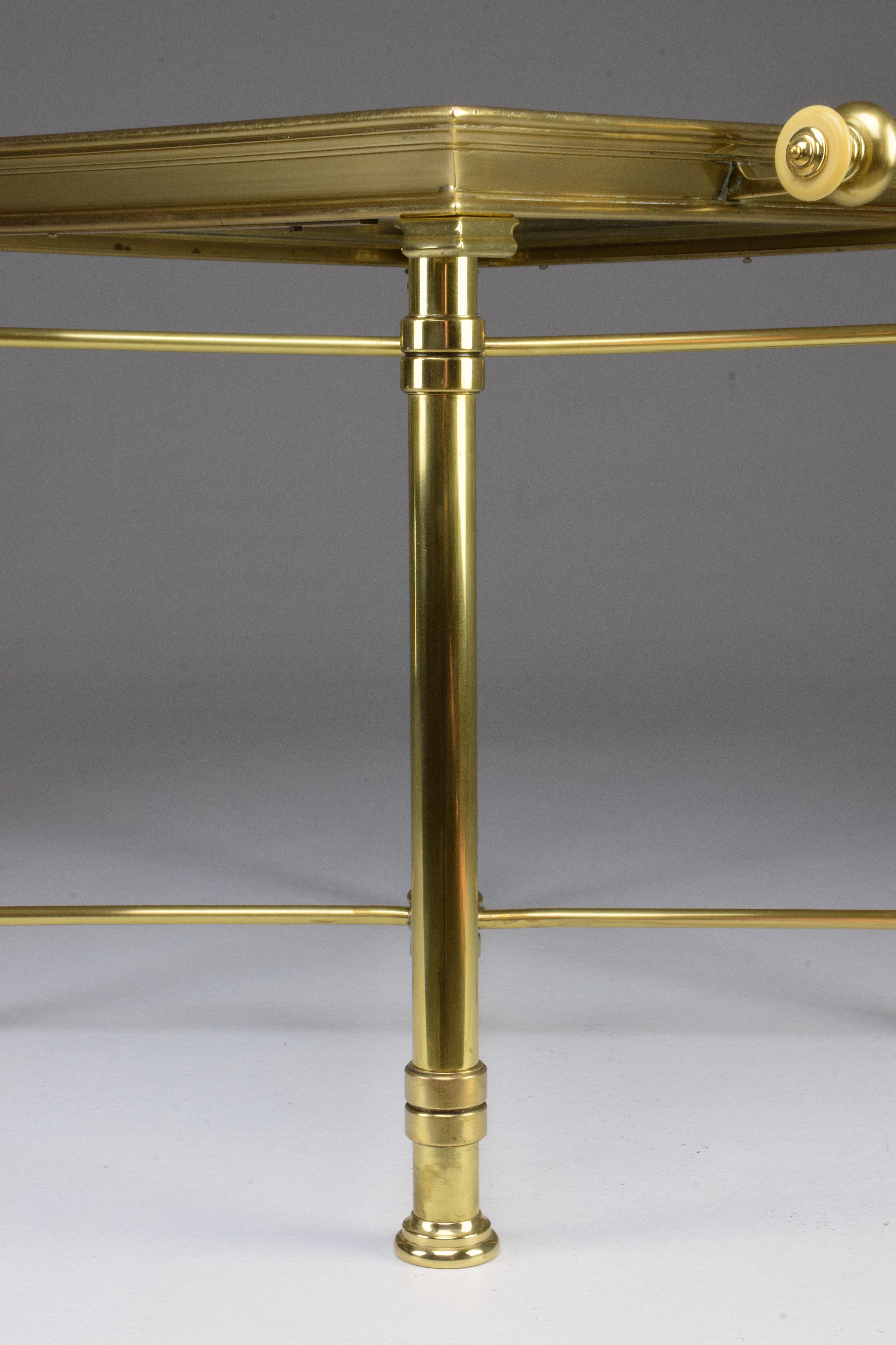 French Vintage Brass Side Table and Platter by Maison Baguès, 1980s In Good Condition In Paris, FR