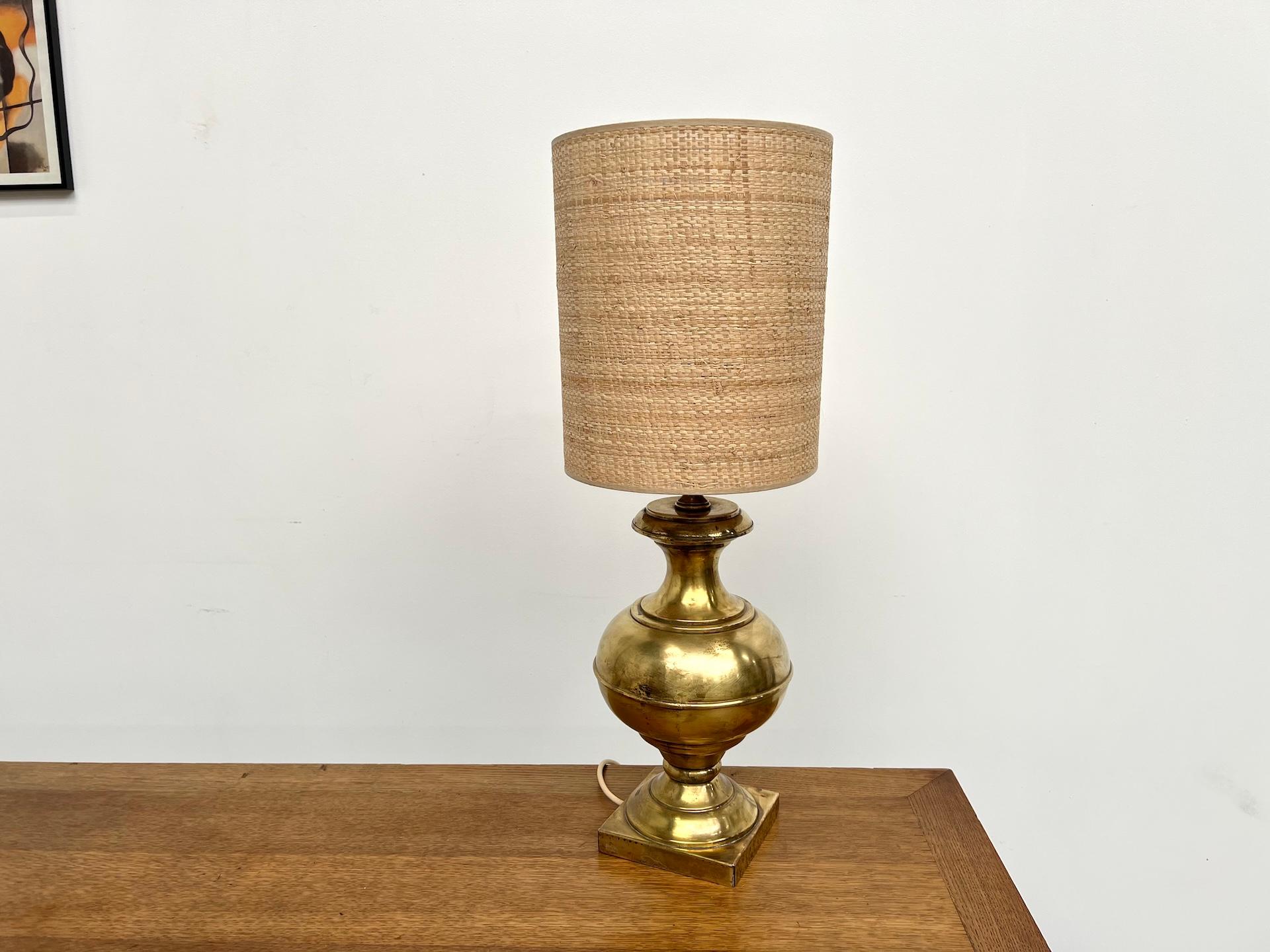 French vintage brass table lamp For Sale 8