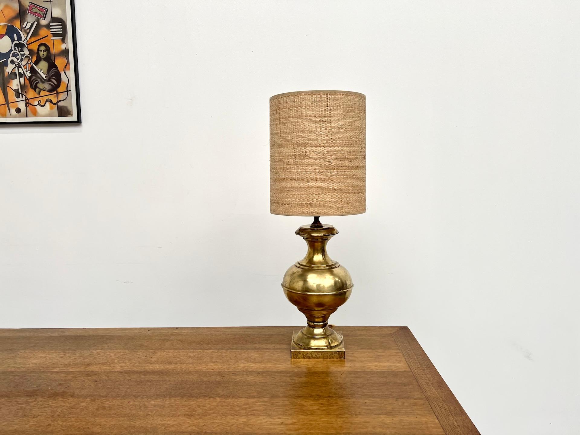 French Provincial French vintage brass table lamp For Sale