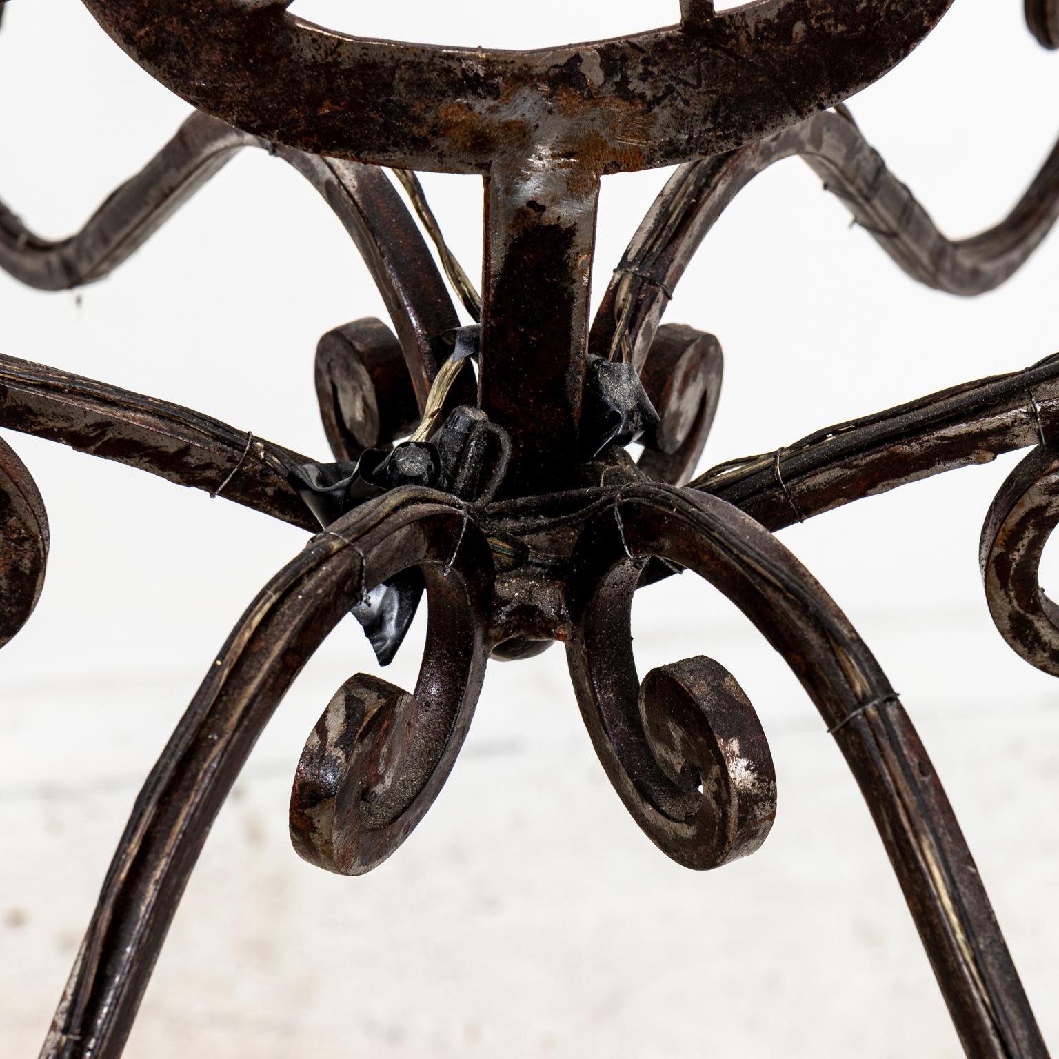 French Vintage Bronzed Rooster Chandelier For Sale 1