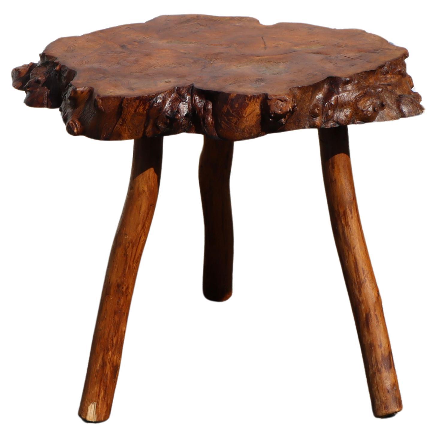 Tavolino vintage francese in legno di olmo con tronco d'albero - Tavolino da caffè anni '50