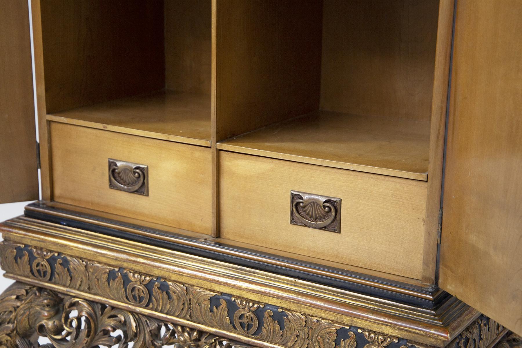 French Vintage Cabinet in Chinese Style 4