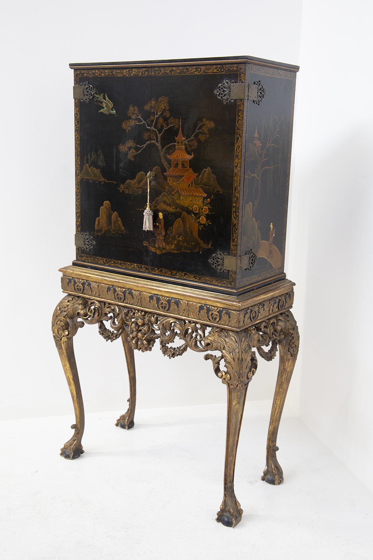 French Vintage Cabinet in Chinese Style 9