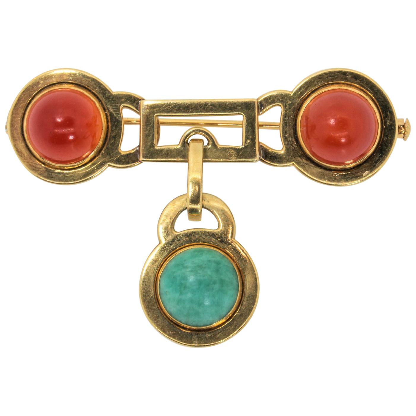 French Vintage Carnelian Gold Brooch For Sale