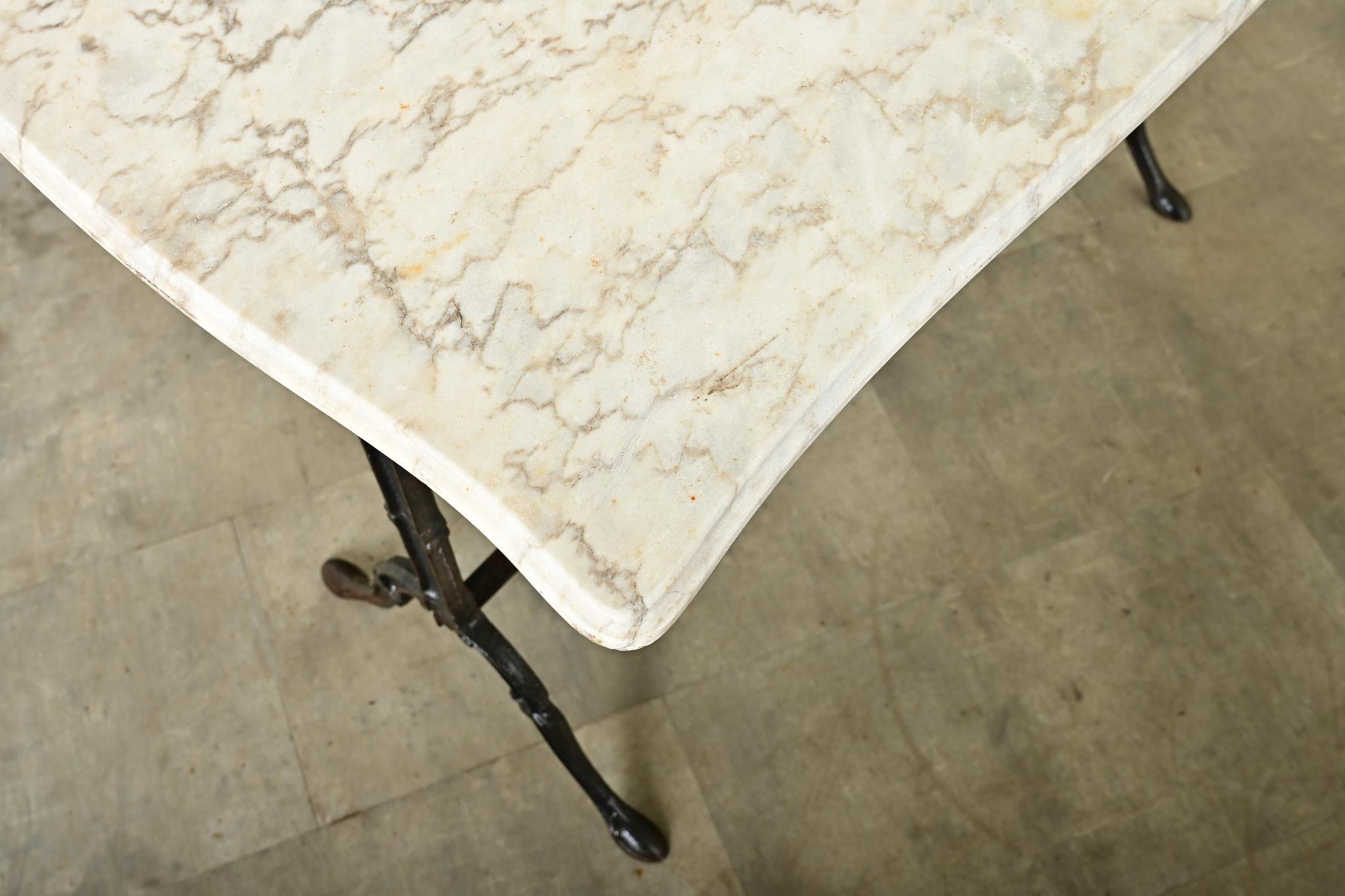 French Vintage Cast Iron & Curvy Marble Bistro Table For Sale 2