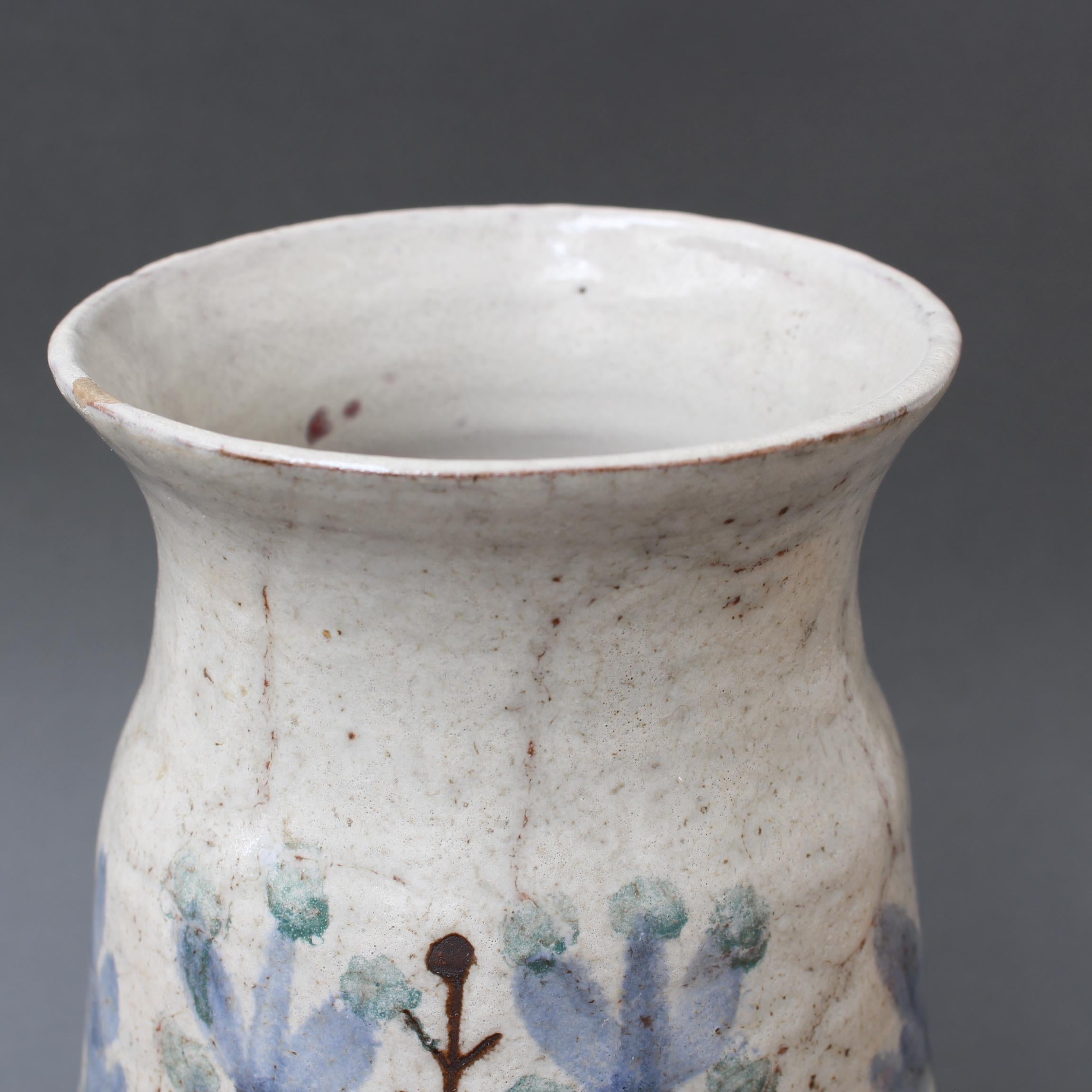 French Vintage Ceramic Flower Vase by Le Mûrier (circa 1960s) For Sale 10